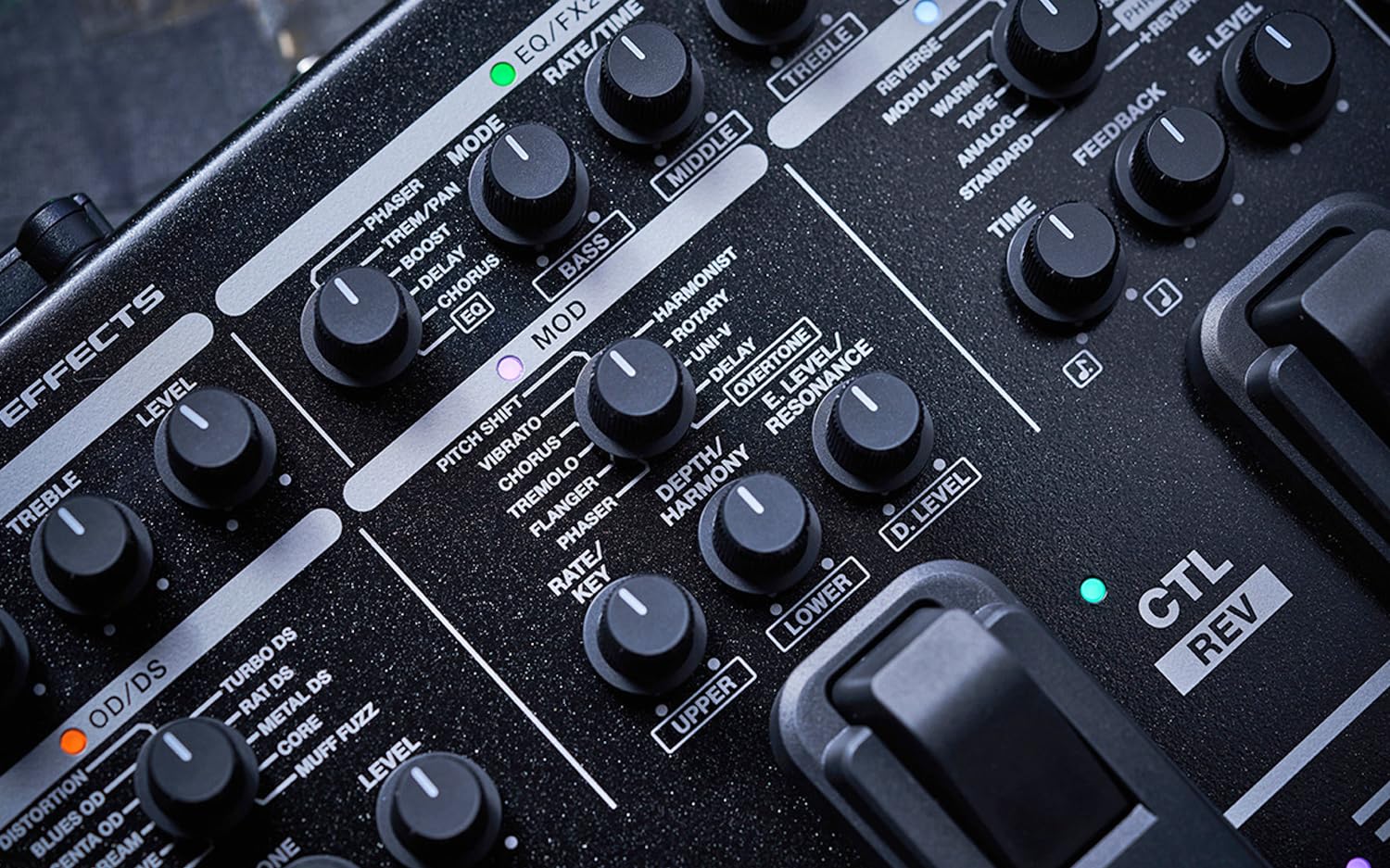 Boss ME-90 Gitarrenprozessor Multi-Effektgerät für Gitarre + keepdrum Netzteil
