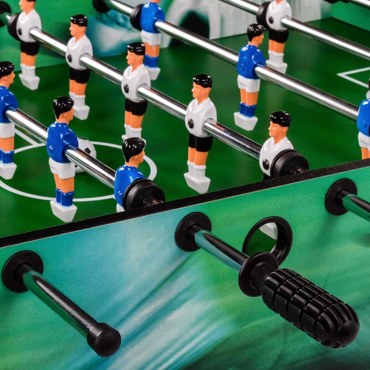 GAMES PLANET Tischfussball „Glasgow“, 5 Dekore: Holz/Schwarz/Blau/Soccer/Weiß, inkl. 2 Bälle, 2 Getränkehalter, höhenverstellbare Füße, hochgezogene Spielfeldecken, Tischkicker, Kicker, Kickertisch