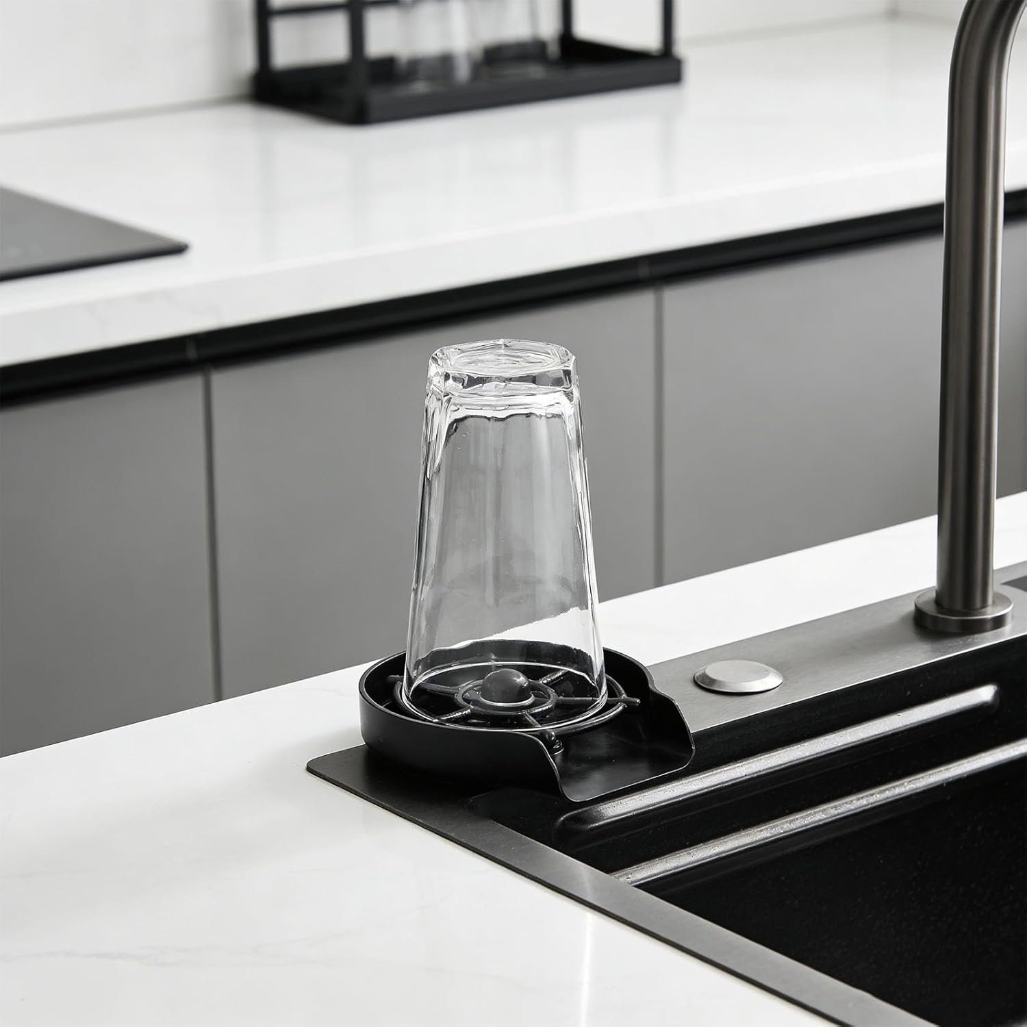 Strong Kitchen Sink Rinser with Powerful Stream Removes Difficult Marks from All Types of Cups Hygienic Dish Rinser