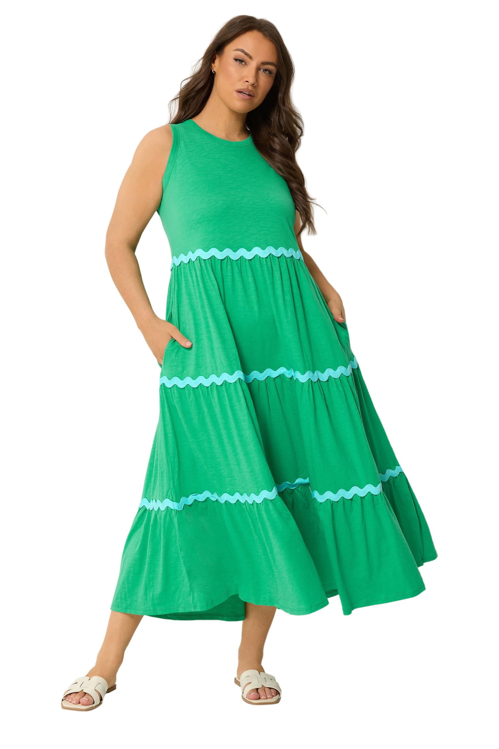 Yours Women's Green Contrast Swirl Tiered Maxi Dress In | Size: 22-24