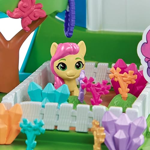 Miniatura 10 de My Little Pony Mini World Magic Epic Crystal Brighthouse juguete, juego para construir con 5 figuras coleccionables, para niños a partir de 5 años