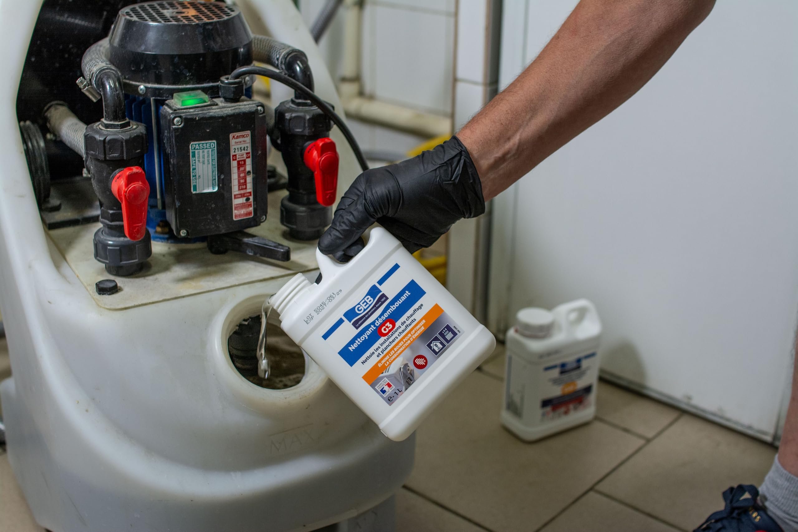 GEB Chauffage - Nettoyant Désembouant G3, Permet de nettoyer les installations de chauffage et planchers chauffants - 1 litre