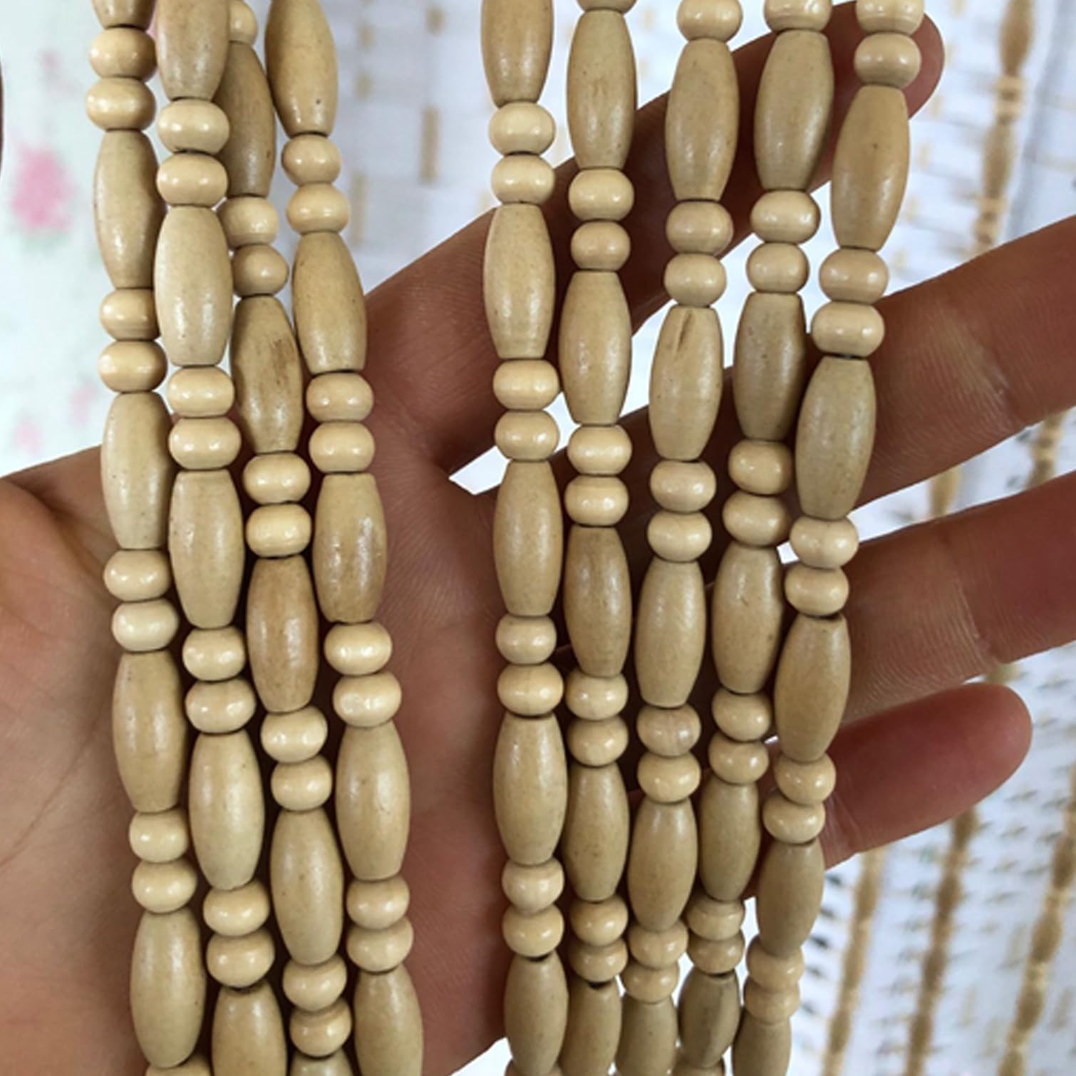 Rideaux élégants faits à la main en perles de bois naturel – Séparateurs de pièce élégants et moustiquaires pour portes intérieur/extérieur 140 cm x 150 cm (71 brins) – Décoration d'intérieur unique