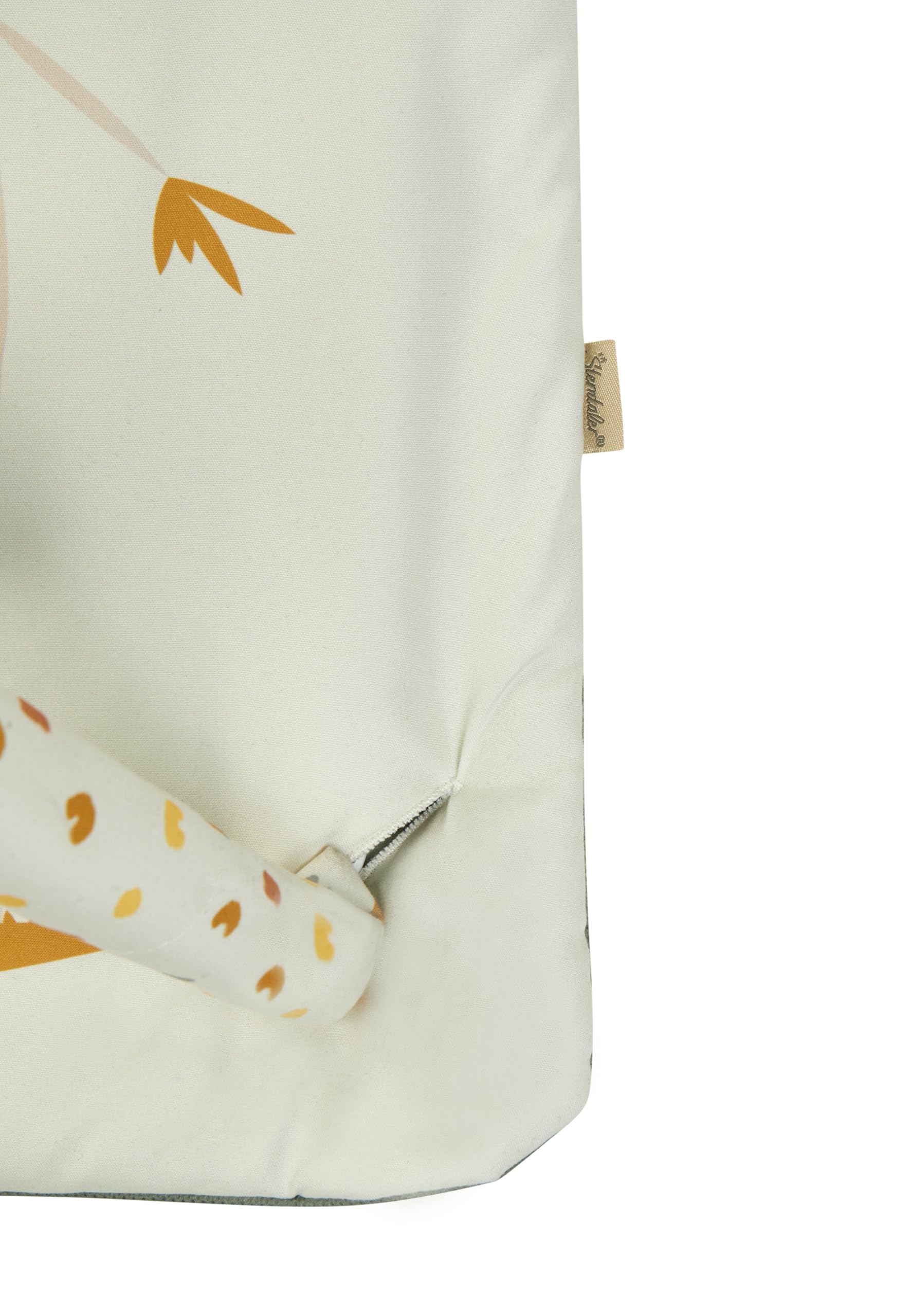 Sterntaler Spielbogen Giraffe & Löwe – weiche Spieldecke mit Druckmotiv – abnehmbare Spielfiguren mit Knisterpapier, Rassel & Quietsche – Baby Activity Decke, ab Geburt - 80x80 cm, ecru