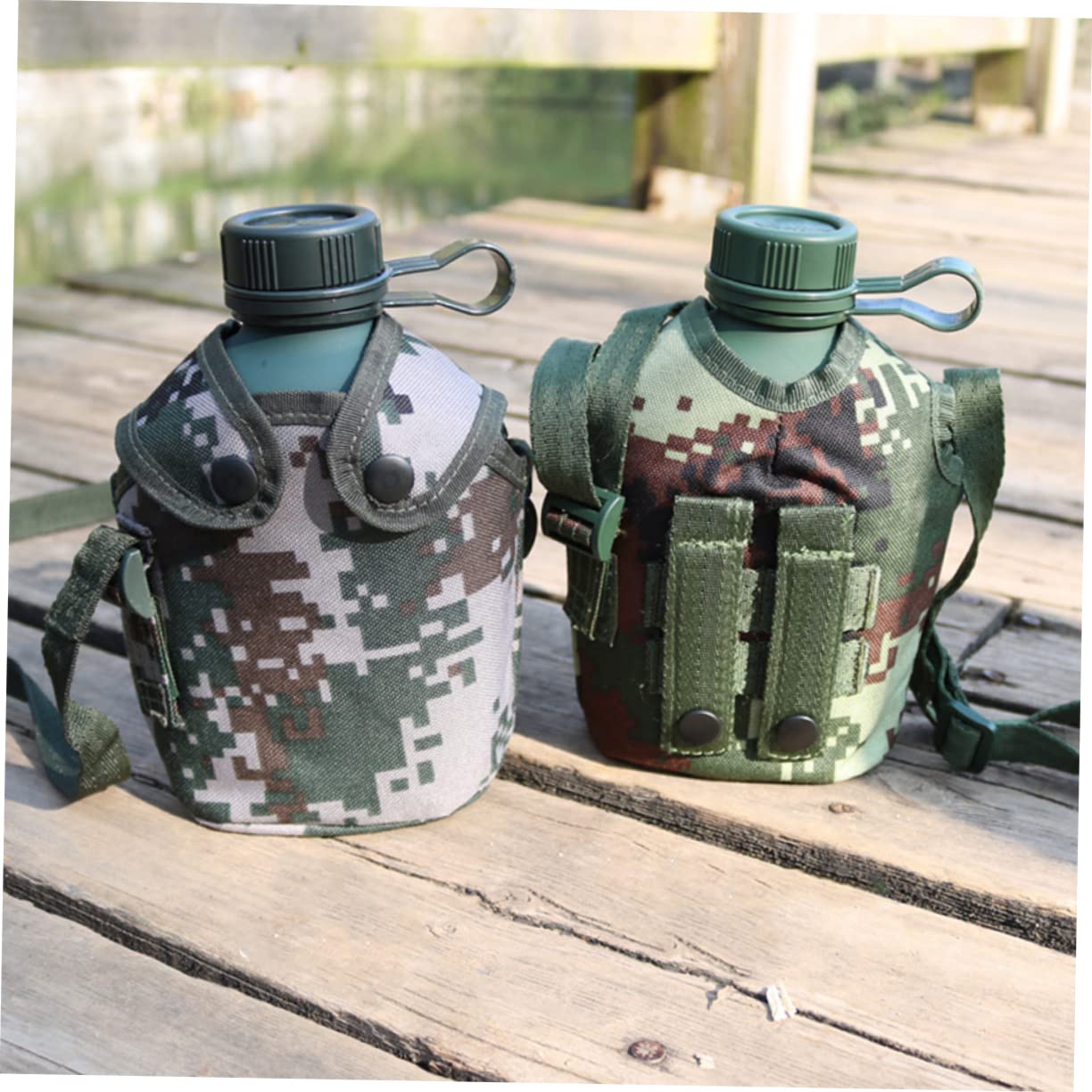 Borraccia Militare in Lega di Alluminio 1l Chiusura | Set 1 Pezzo, Custodia in Canvas Bottone a Pressione, Gancio Integrato per Viaggi e Outdoor