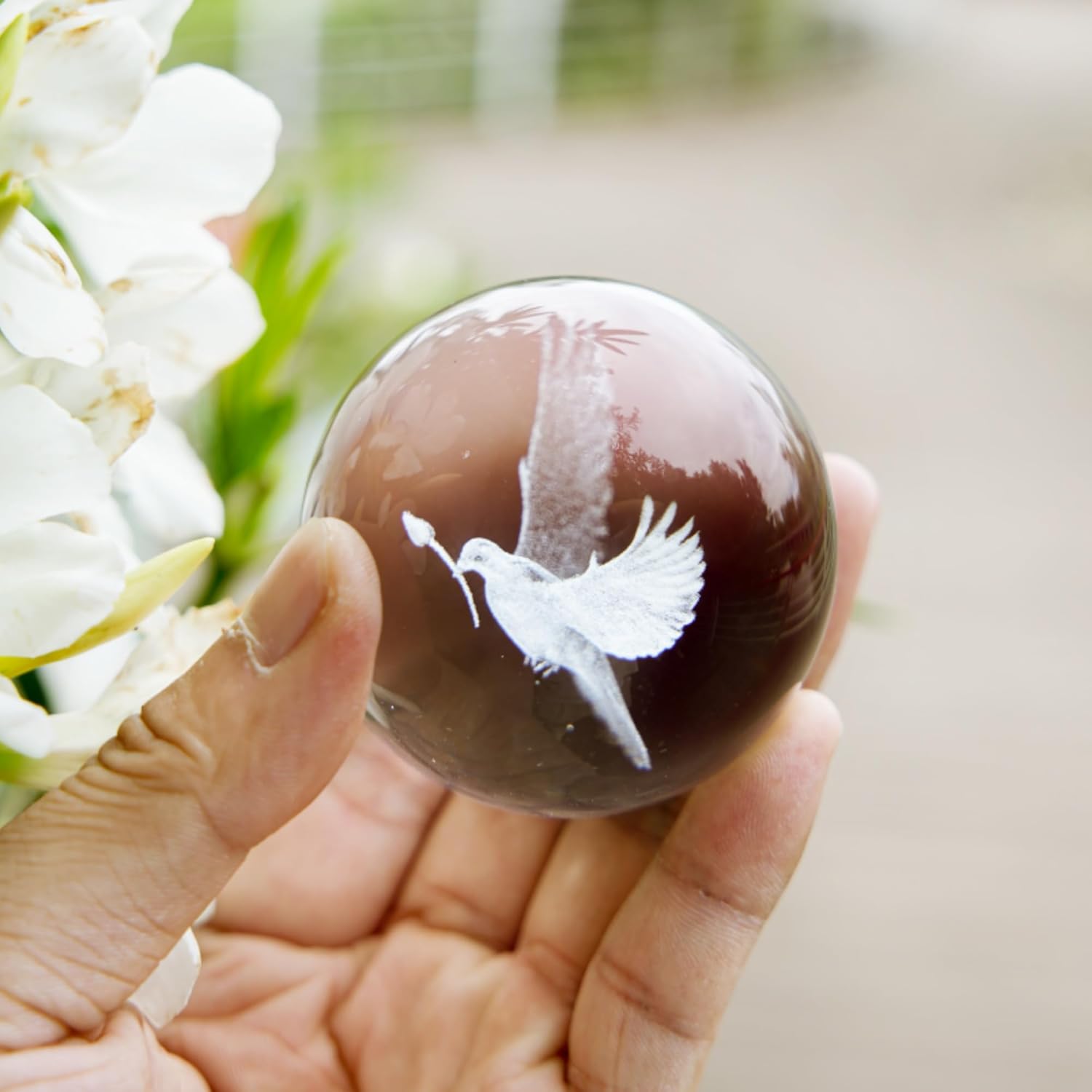 60mm 3D Inner Carving Peace Dove Crystal Ball Paperweight with Sliver Stand Glass Pigeon Decorative Balls Keepsakes for Christmas Anniversary