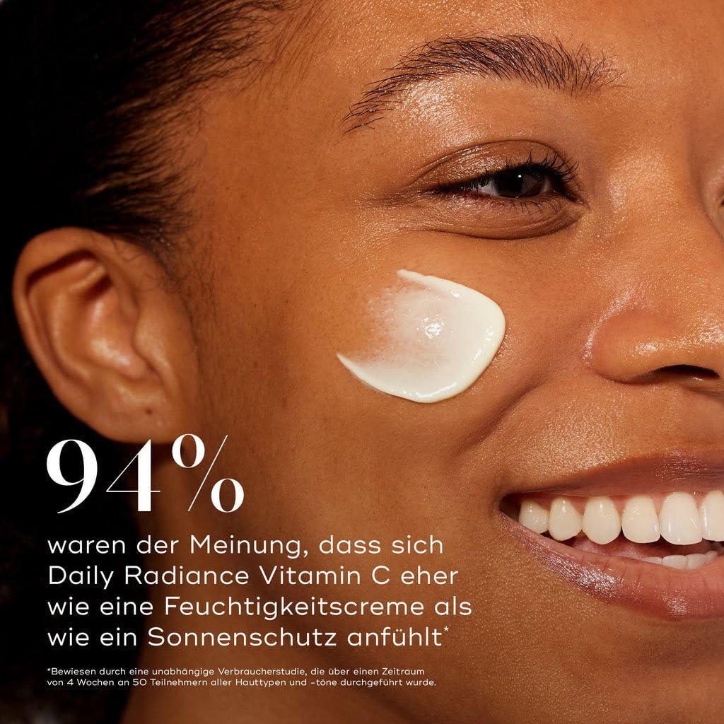 Daily Radiance Vitamin C - 2-in-1 LSF- & Feuchtigkeitscreme für das Gesicht - C-Tetra Cream LSF 30 - Schützt die Haut vor vorzeitigen Anzeichen der Hautalterung - 50ml