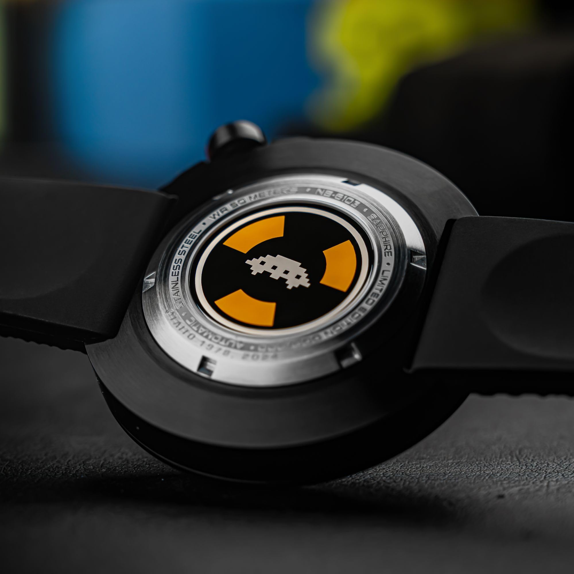 Nubeo Cassini - Reloj automático Space Invaders de 50 mm para hombre, edición limitada con correa de silicona NB-6103