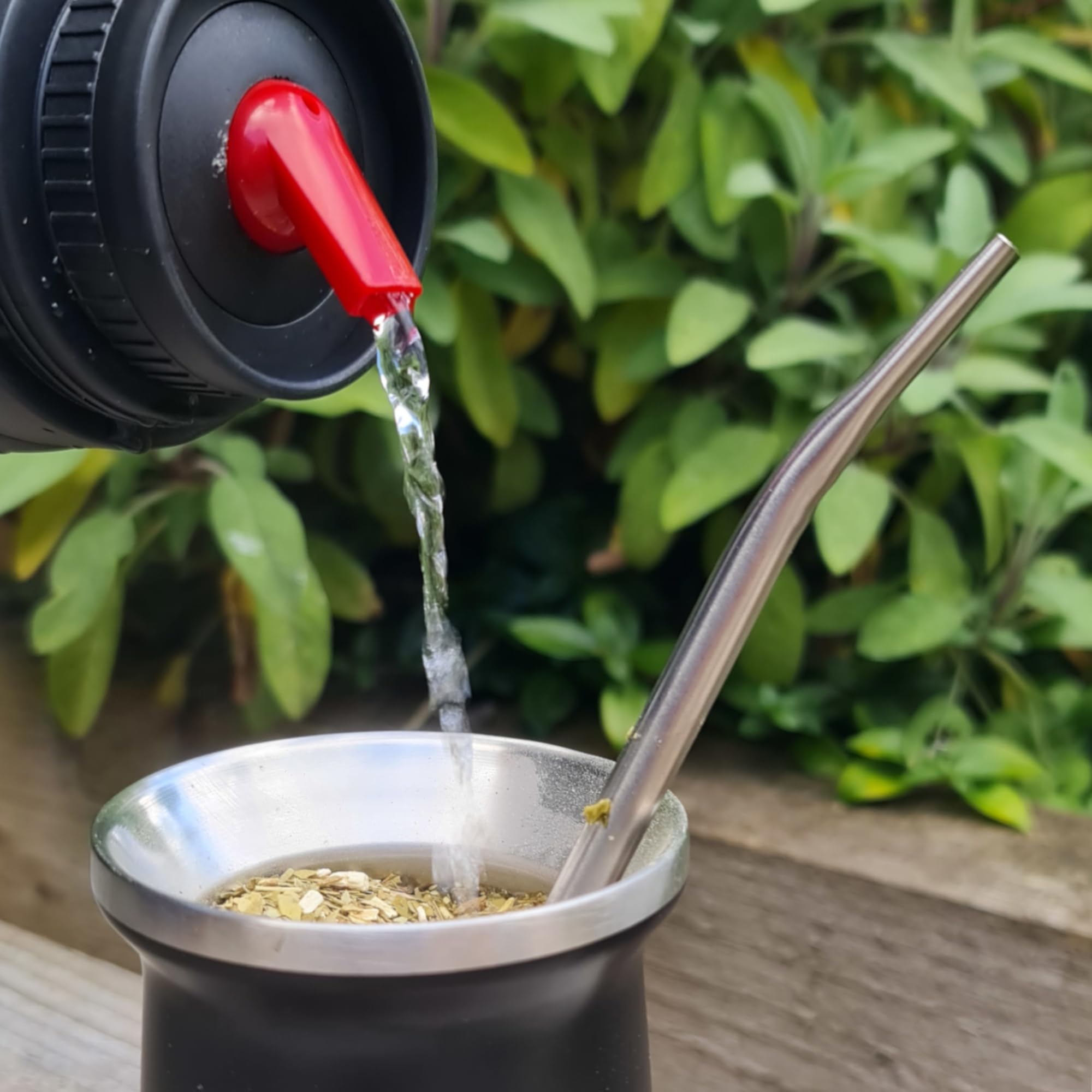 Gaucho Bruno - Kit industriale in acciaio inossidabile per bere Yerba Mate, cannuccia Bombilla e 1 litro facile da pulire | Comodo da tenere in mano | Caldo più a lungo, nero