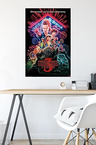 Vista 100 de Trends International - Stranger Things de Netflix: Temporada 3, póster para pared de una hoja, 57 x 86 cm, versión de alta calidad no enmarcada