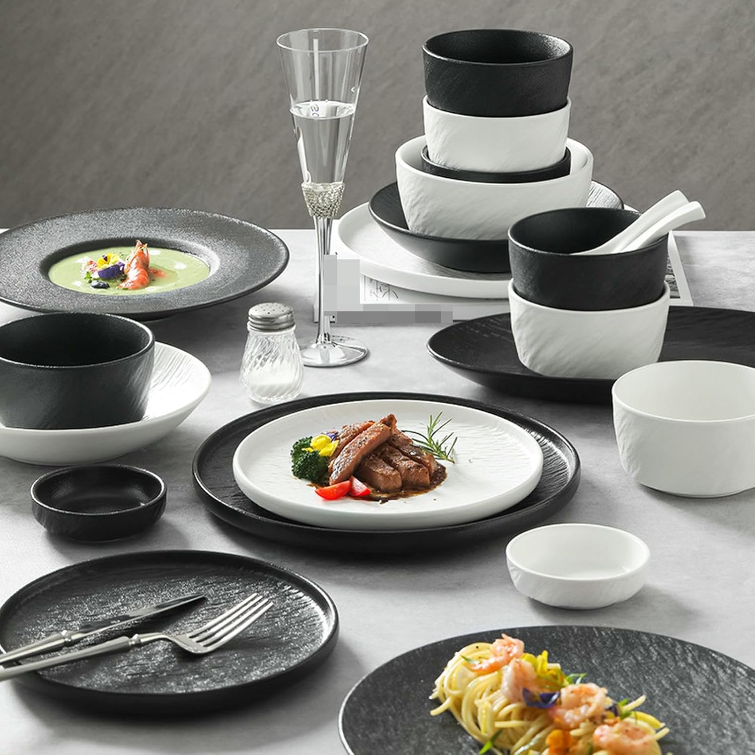 Vintage Rice Bowls ，Ceramic Tableware Rice BowlJapanese-style ceramic high-temperature resistant delicate and simple underglaze tableware(5-Inch yellow rice bowl)