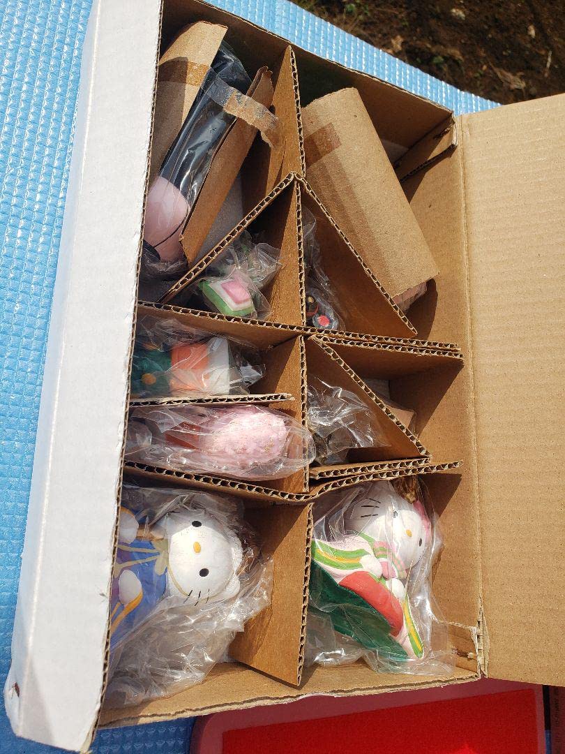 Amazon.co.jp: キティちゃん & ダニエル 雛人形 (吉徳太光 コラボ品 