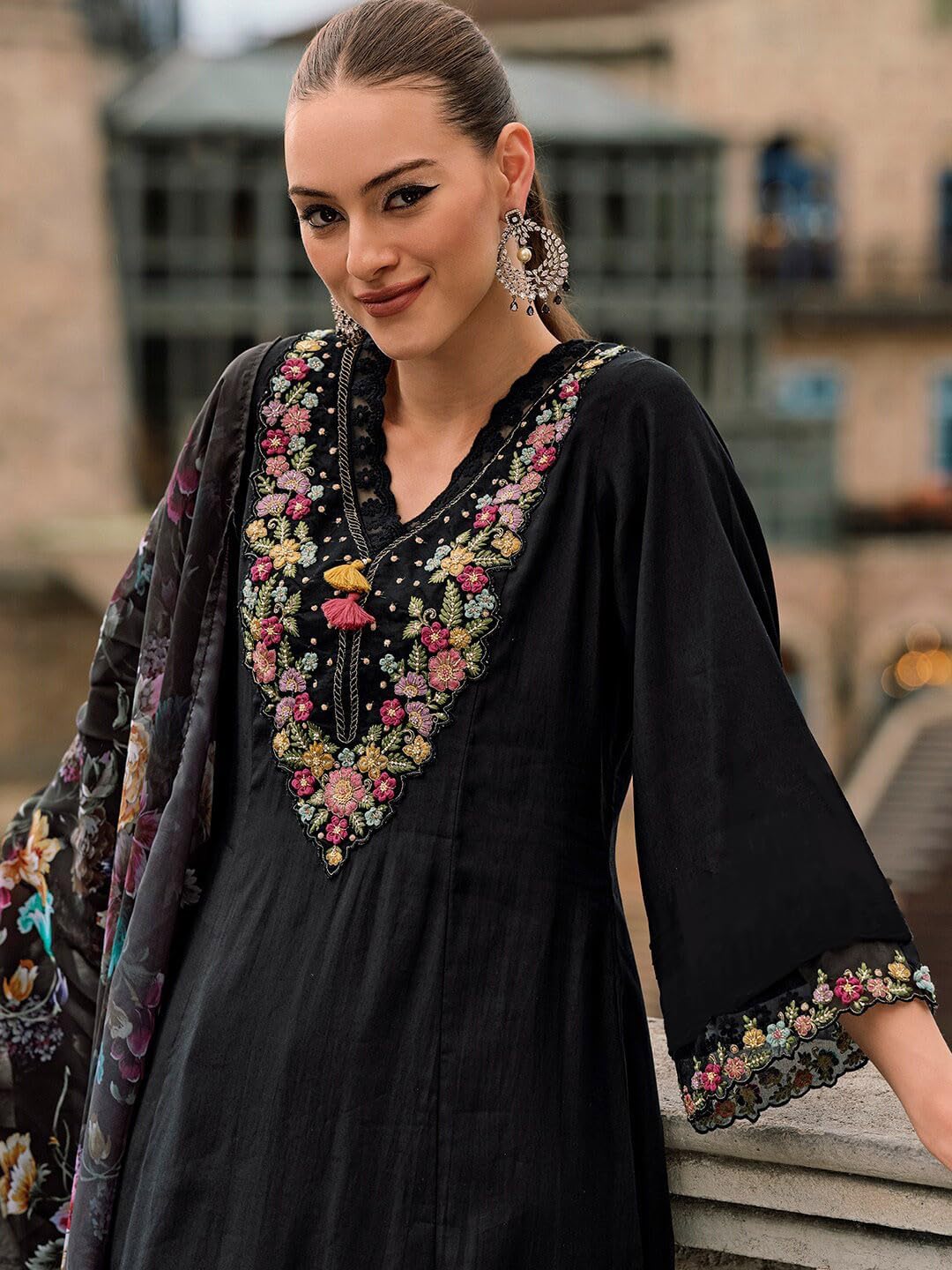 women's kurta set dupatta Viscose Silk Embroidery A-line Kurta Pant Salwar Suit Set Full iner Kurta Set for Women