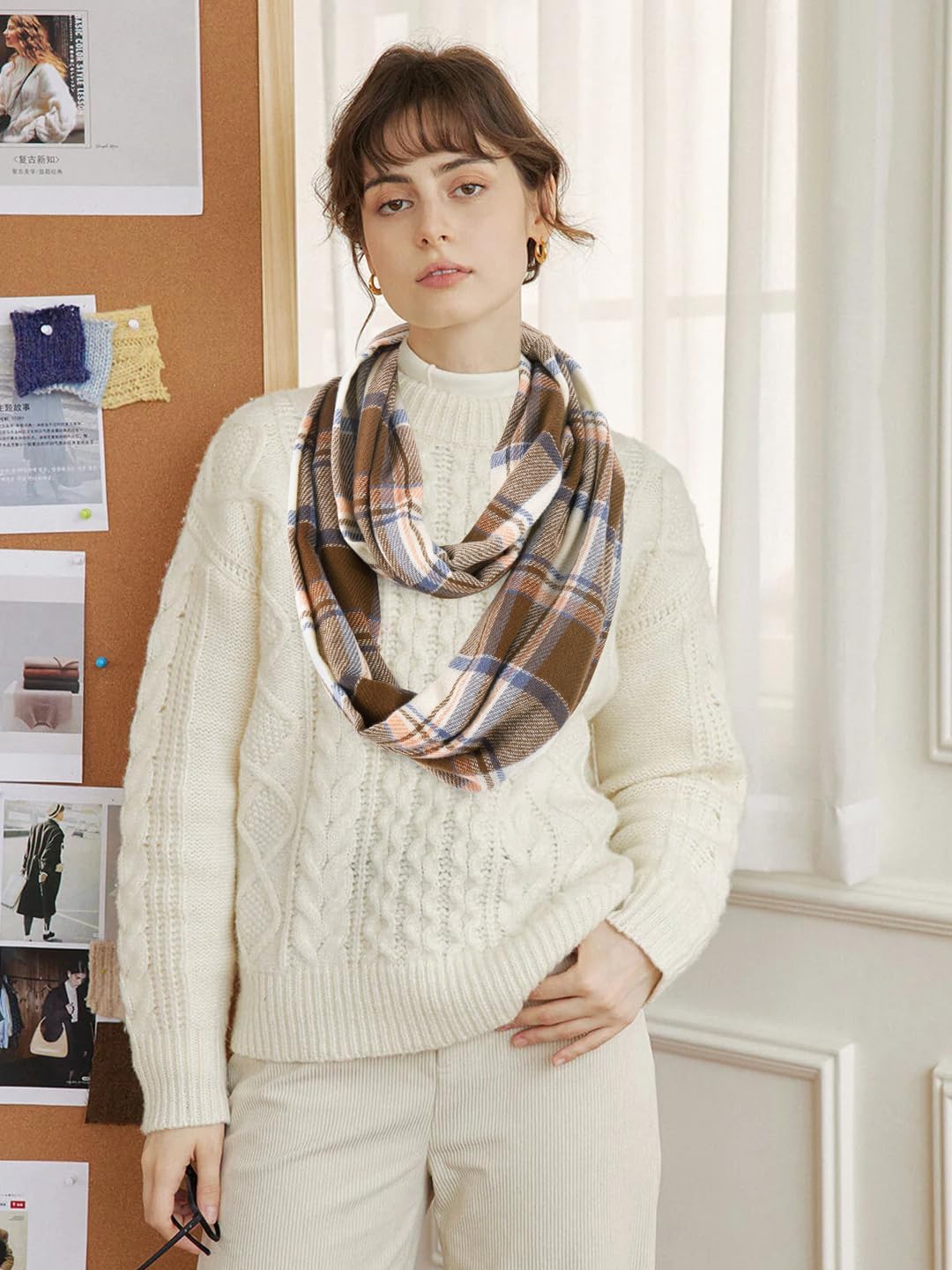 GERINLY Leopard Pocket Scarf for Women Warm Travel Zip Infinity Scarf for Winter - Image 4