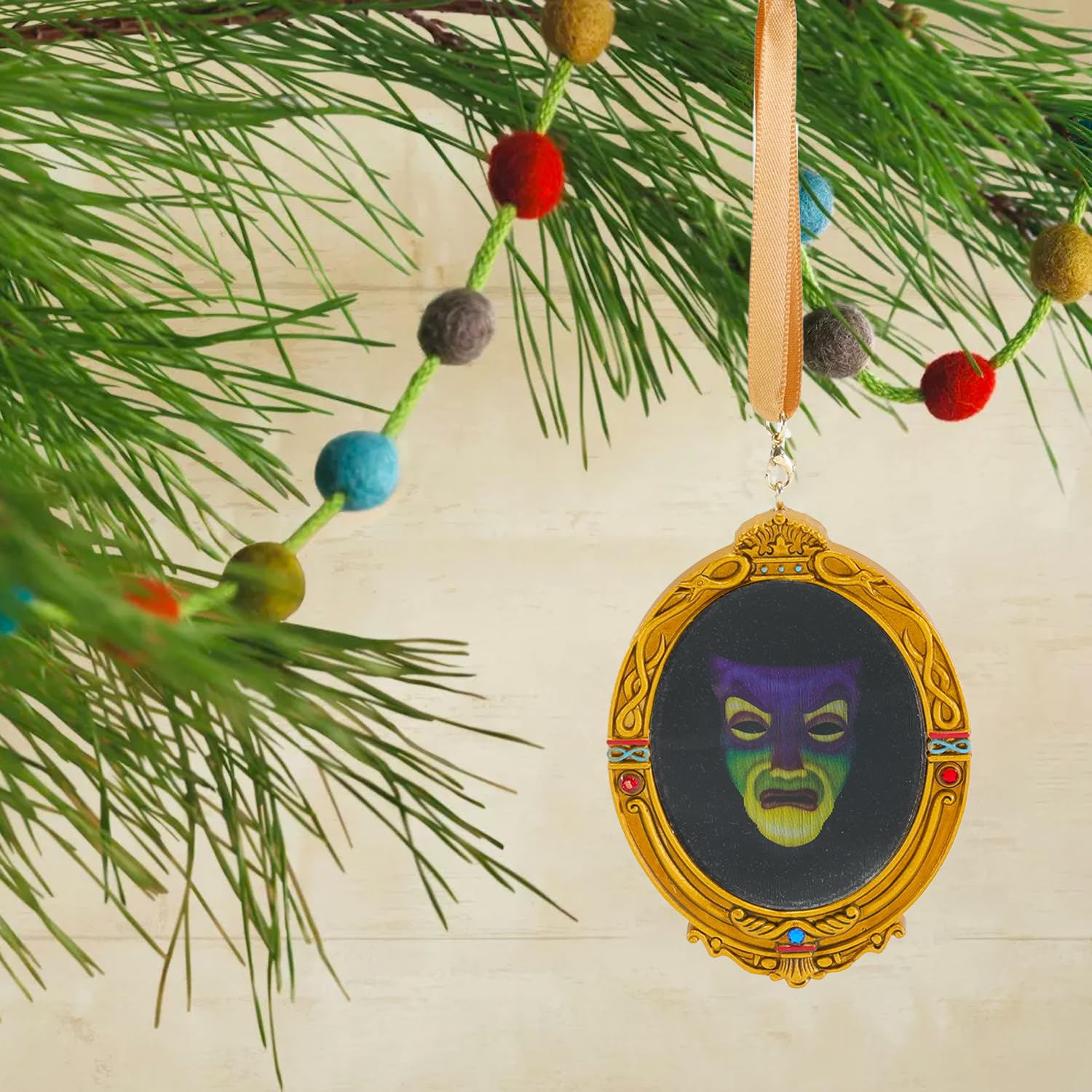 Amazon.co.jp: ディズニー パークス スノーホワイト イービルクイーン