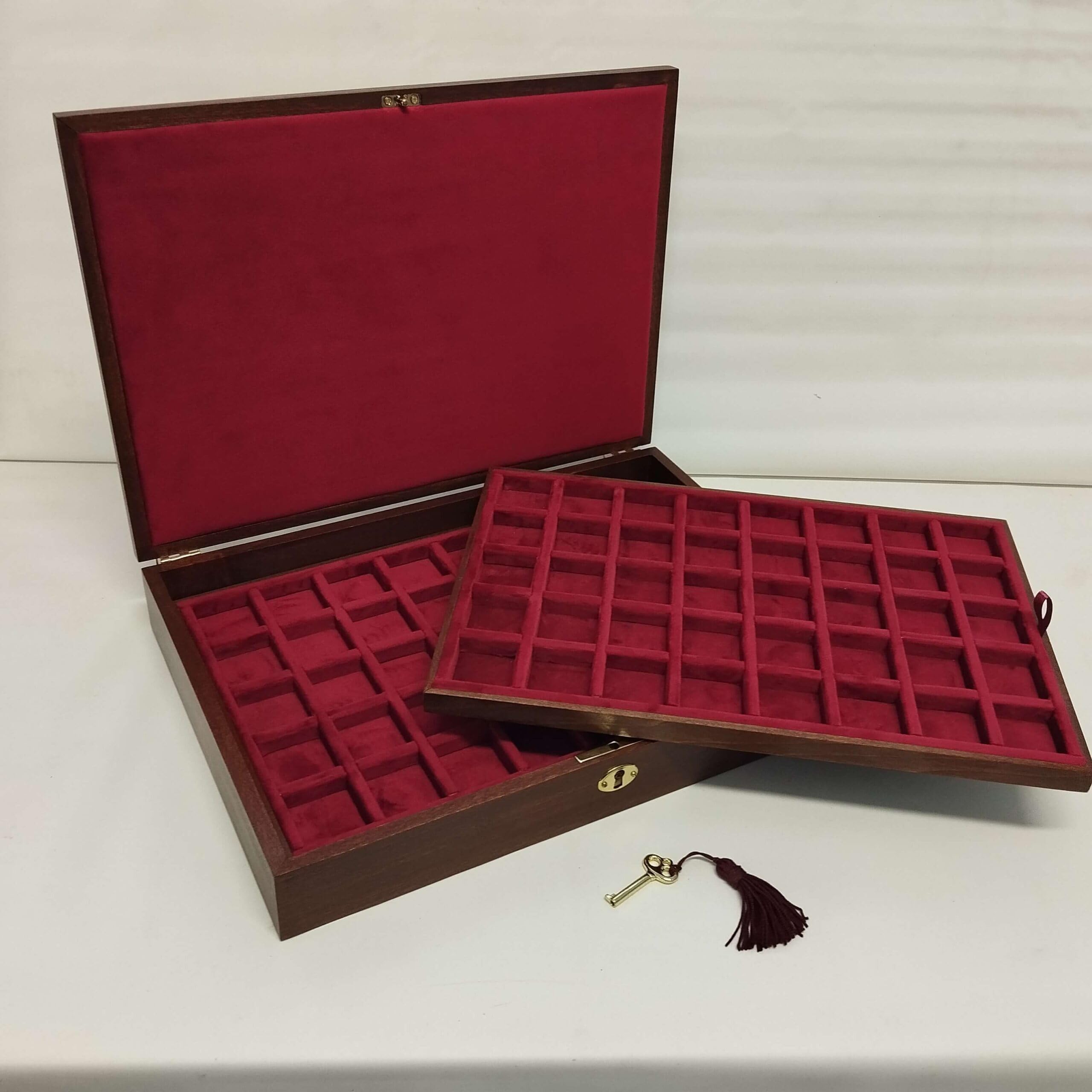 Caja para Monedas con 2 Bandejas de Terciopelo – Estuche de Madera Artesanal para Coleccionistas, Vitrina Expositor para Guardar y Organizar Colecciones