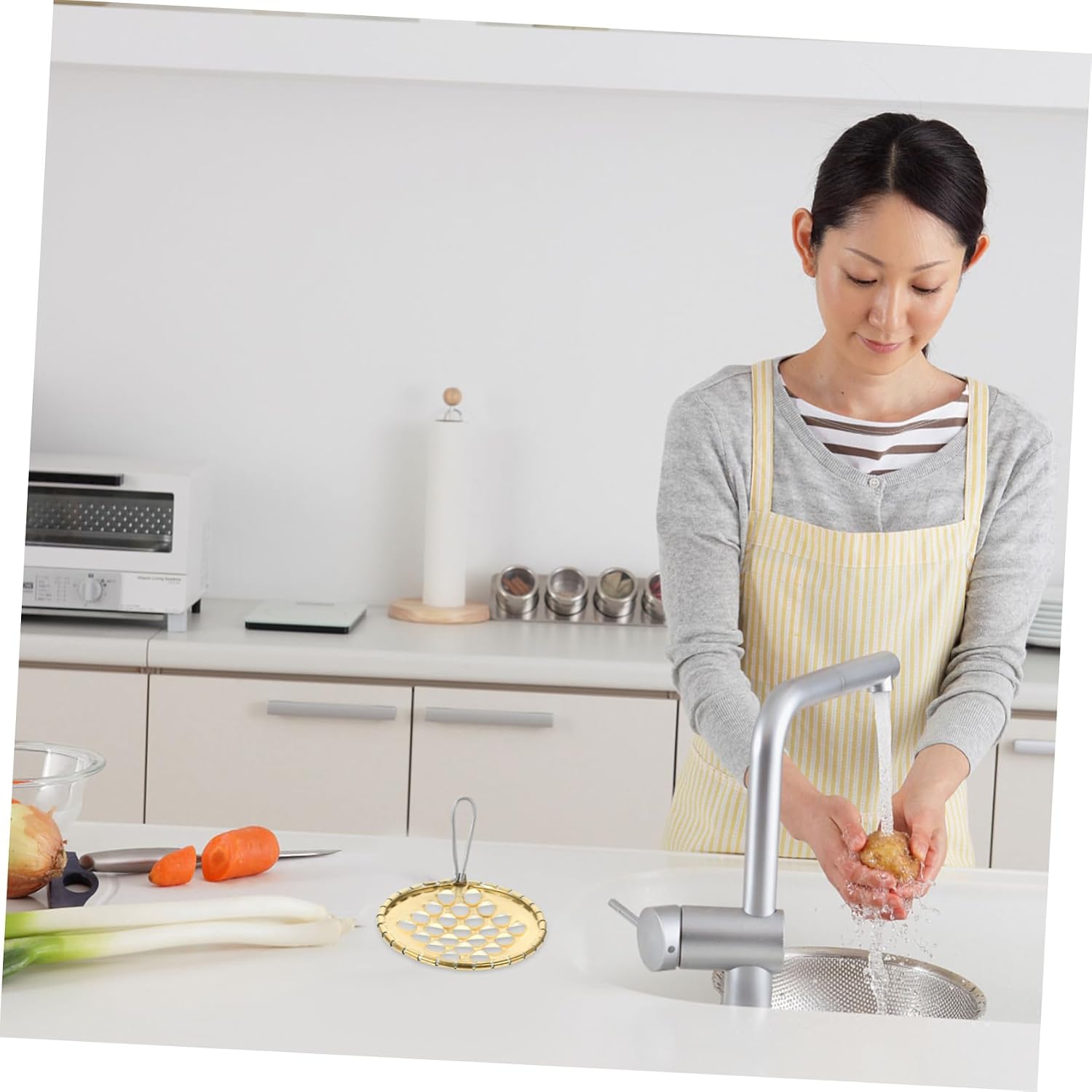 2pcs Bean Cold Noodle Scraper Tool Sturdy Stainless Steel Jelly Scraper for Kitchen Effortlessly Remove Jelly Comfortable Grip for Home and Restaurant Use