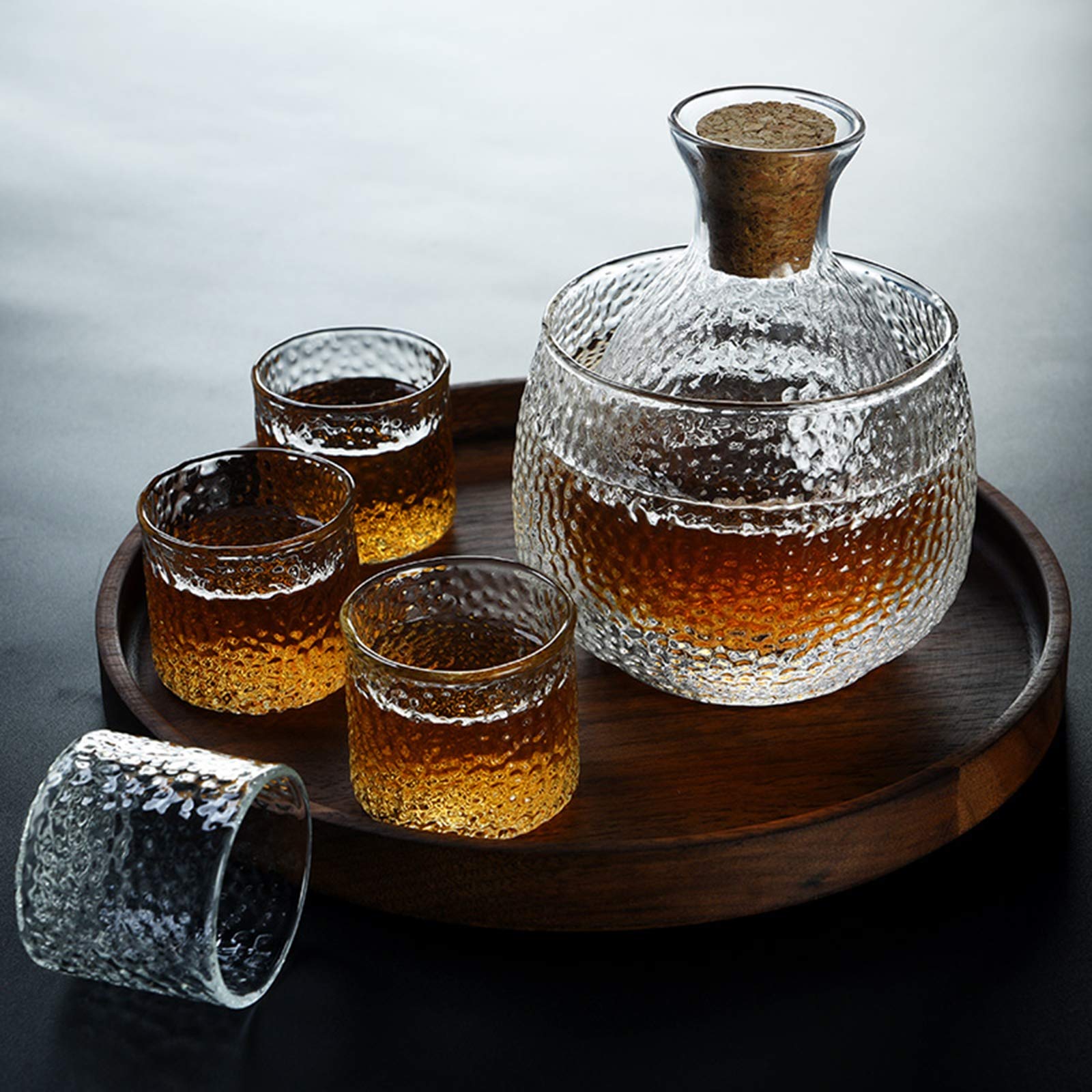 4 tasses à saké et pot en céramique RWRAPS, l'excellence de la vaisselle asiatique haut de gamme