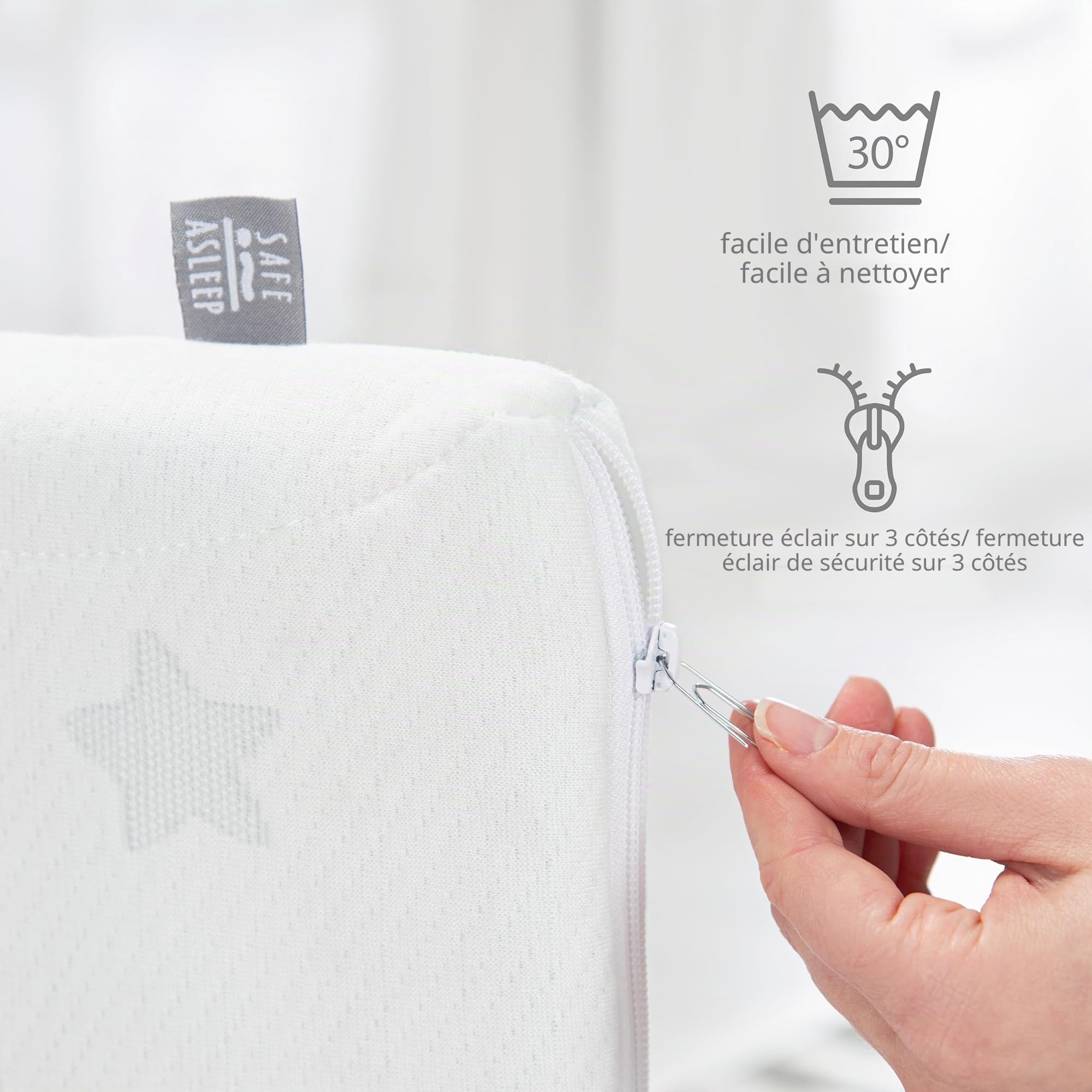 roba Matelas Bébé Roulé Safe Asleep® - 60 x 120 cm - Déhoussable et Lavable - Mousse Respirante et Équilibrée - Idéal pour Les Voyages - Épaisseur 9 cm - Blanc