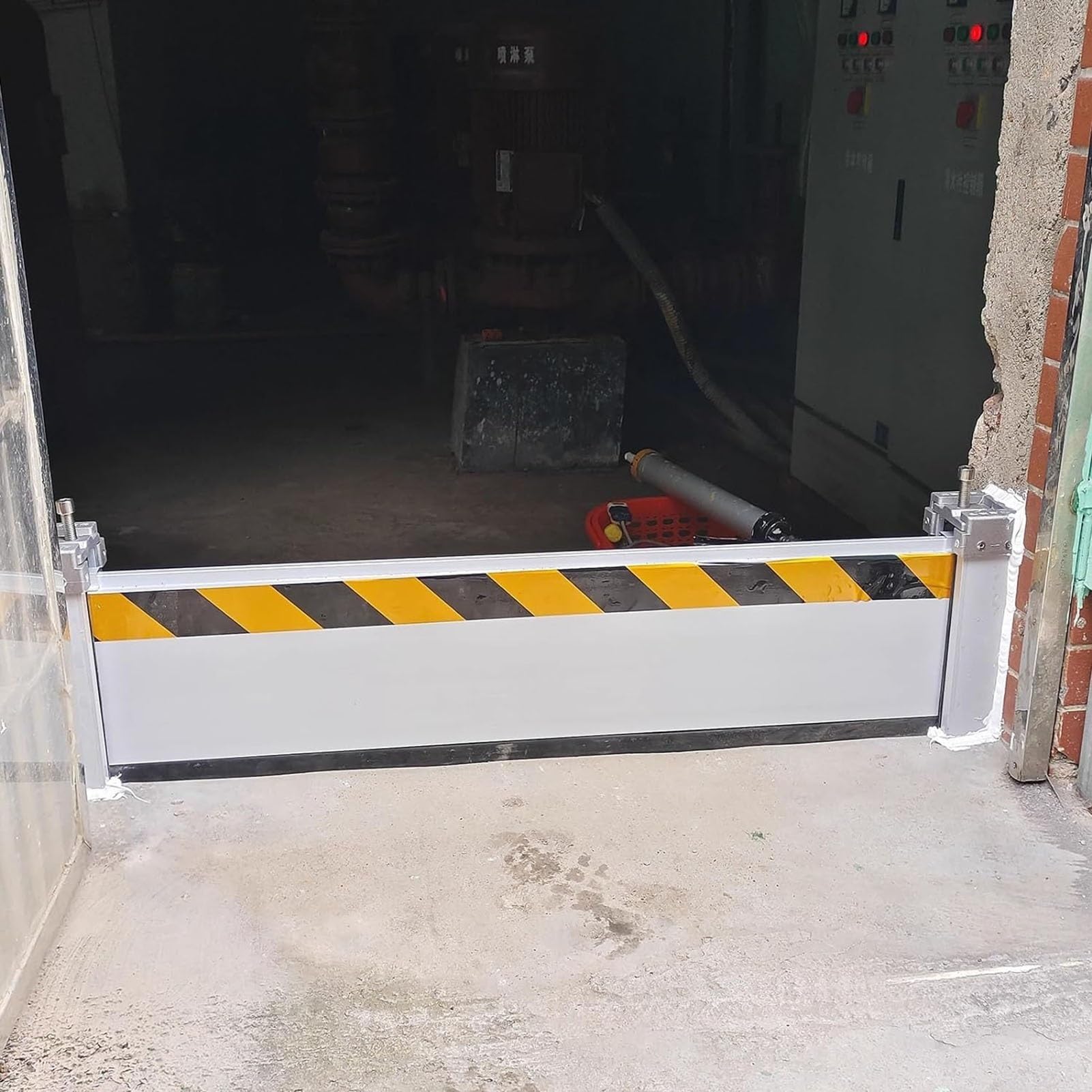 Barreras de protección contra inundaciones de puerta para frenar desbordamientos en casa