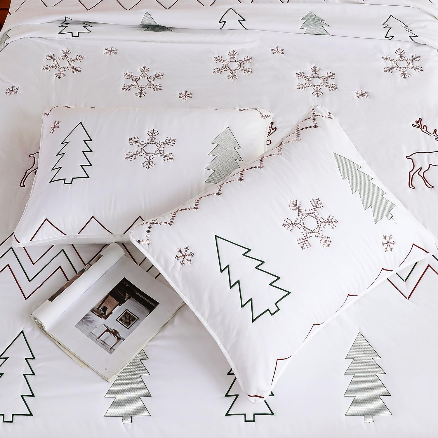 Cmfshape Christmas Embroidery Quilt Set,3 Pieces Queen Size Xmas Tree Reindeer Pattern Bedding Set,Reversible Christmas Bedspread Coverlet,Holiday Bedding(92"x96")