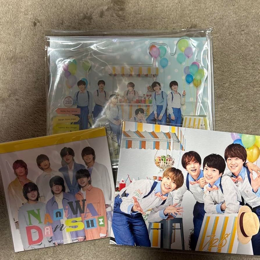 なにわ男子 - なにわ男子　グッズ3点 Amazon.co.jp: なにわ男子 グッズ 3点セット : おもちゃ