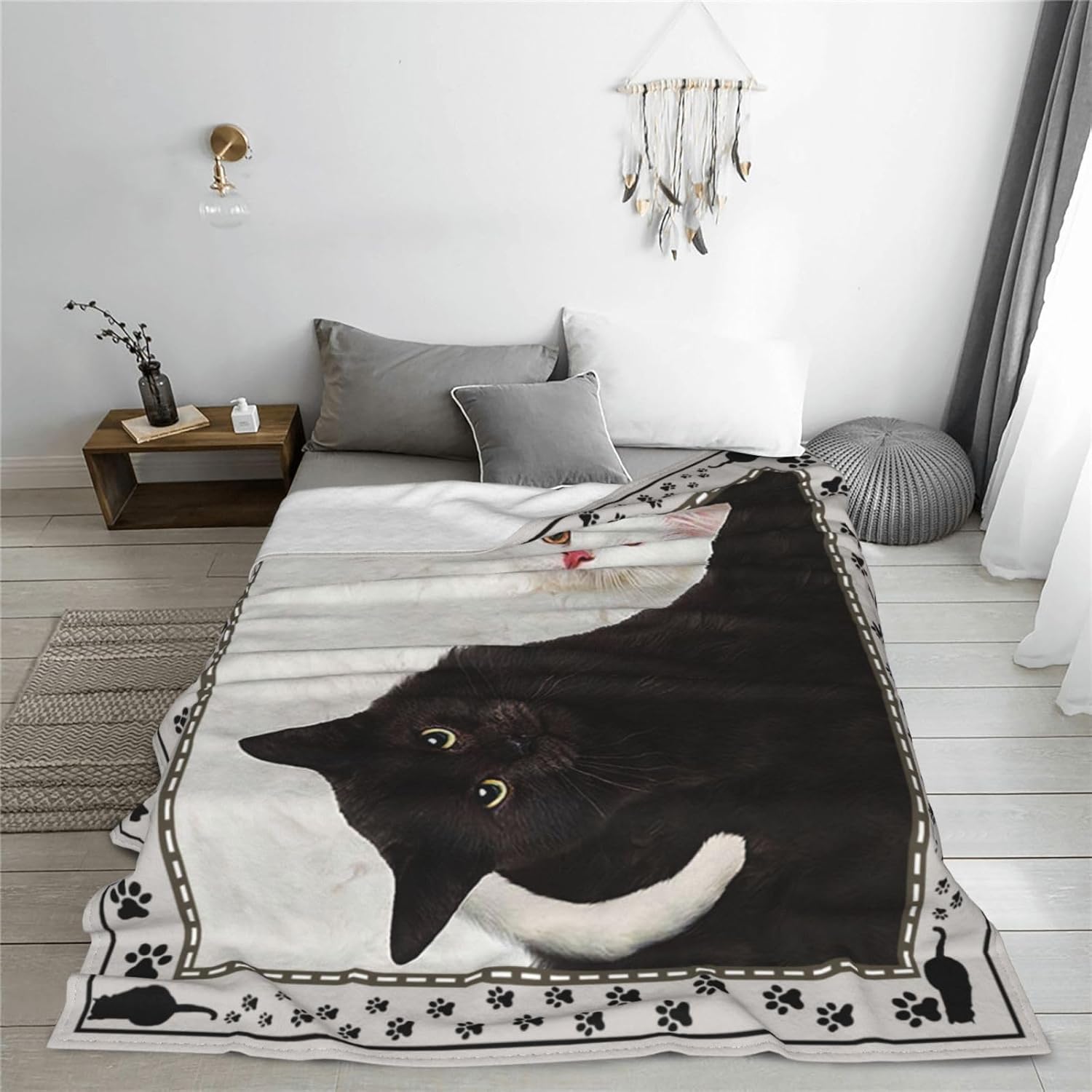 Cat Blanket Black and White Throw Blanket Soft Fleece Flannel Bedding Cats Gifts for Men Boys Women Girls Lovers Adults Stuff Plush for Couch Sofa Bed Room Decor 50"X60"