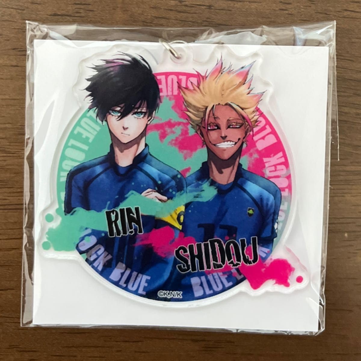 Amazon.co.jp: 糸師凛 士道 原画 キーホルダー くじ ト C賞 アクキー