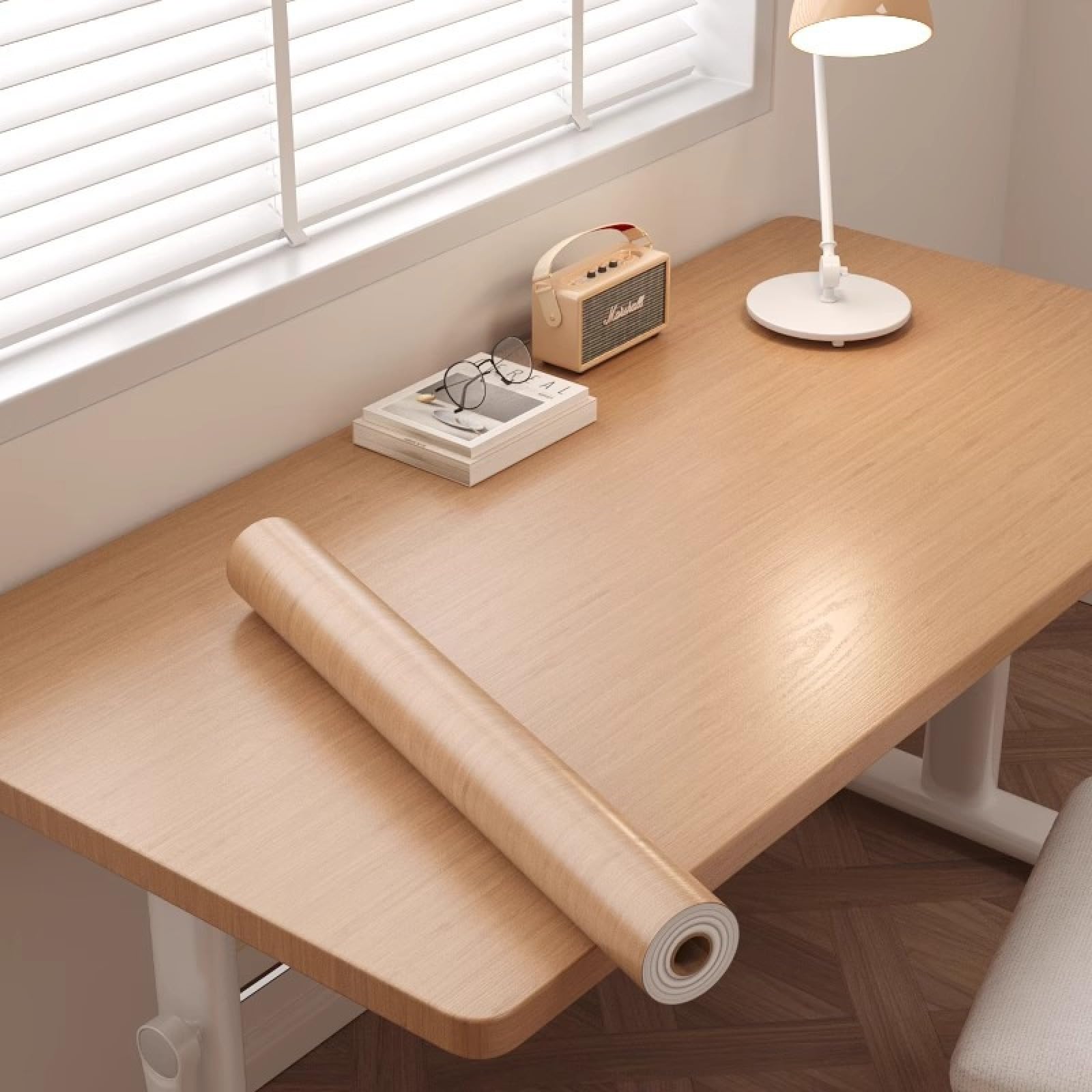 Papier peint adhésif pour rénover facilement vos murs sans colle ni travaux