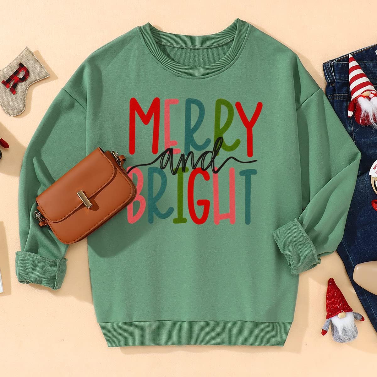IZYJOY Christmas Sweatshirt for Women Merry and Bright Graphic Oversized Pullover Crewneck Long Sleeve Holiday Sweatshirt Top - Image 6