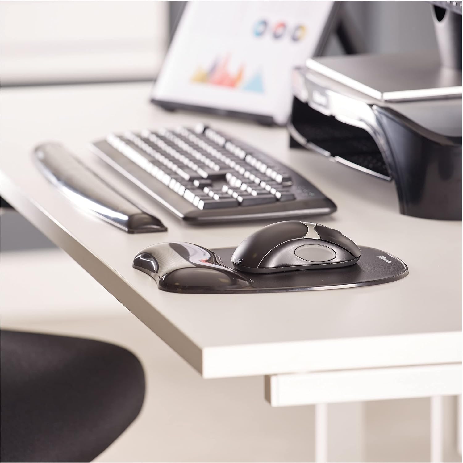 Fellowes Crystal Black Wrist Rest (9112201)