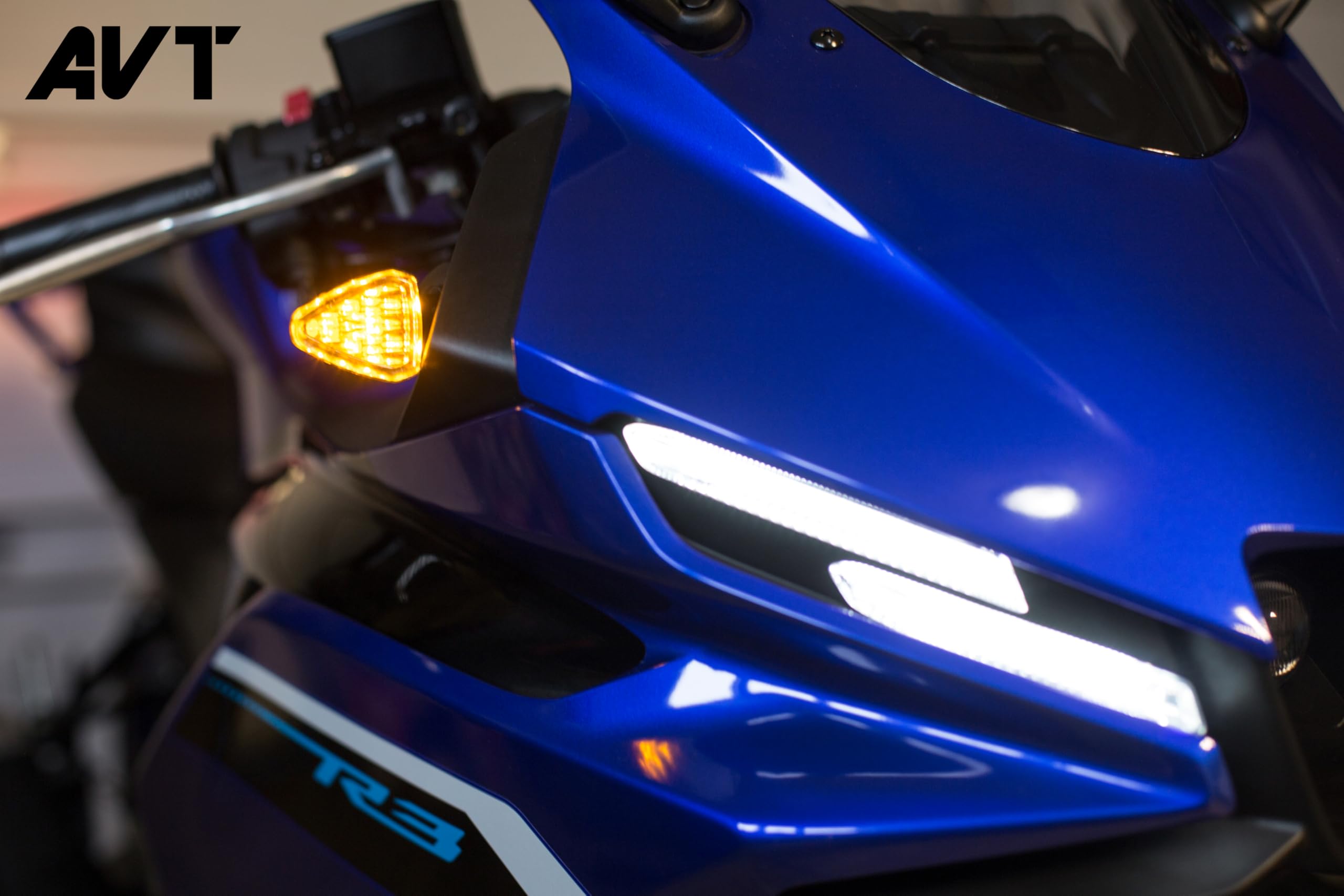 AVT YZF-R3 / R3 2025 FRONT SMOKE Flush LED Turn Signals