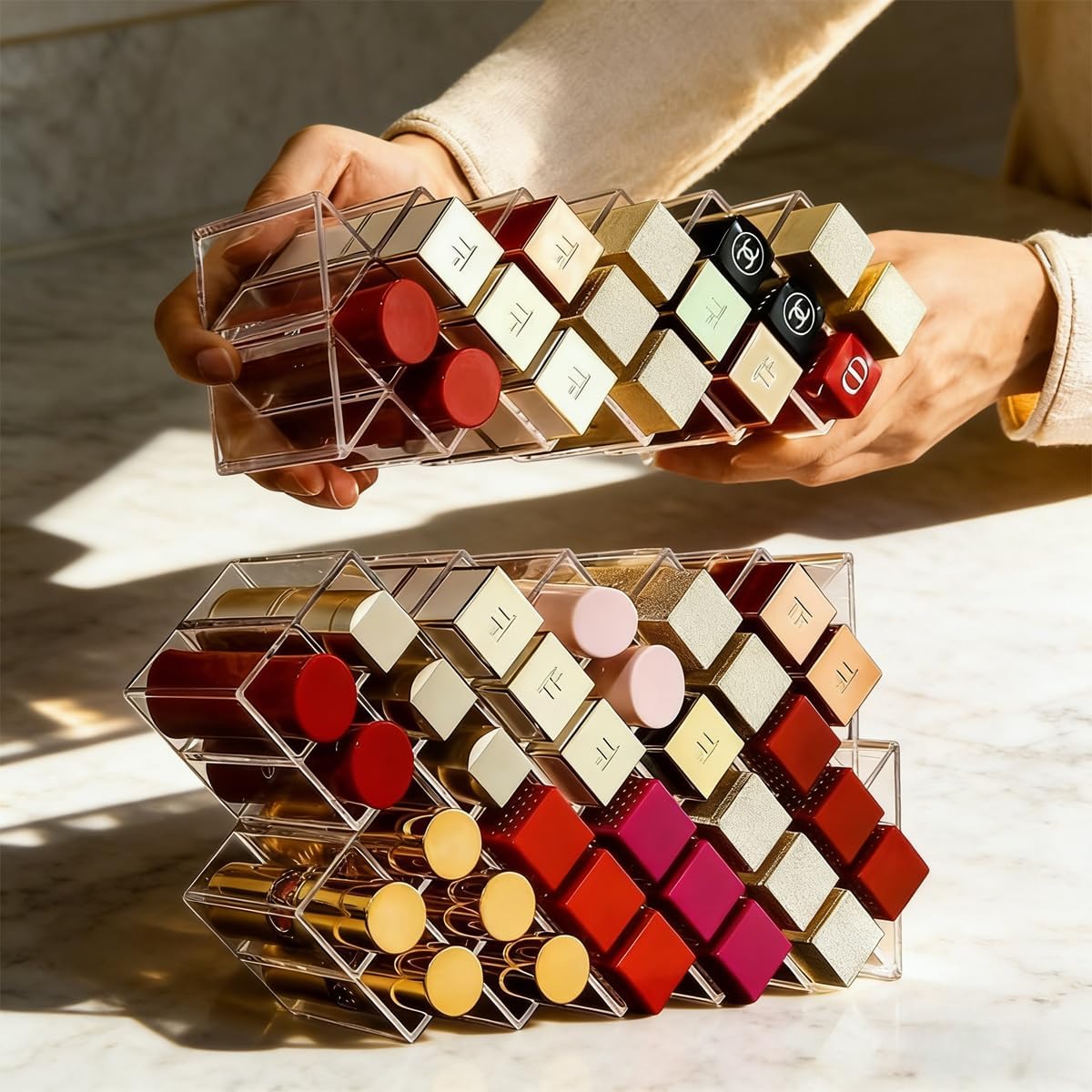 WECHENG Clear Plastic Acrylic Lipstick Organizer - Lipstick Holder Stackable 16 Spaces Fish Shape Lipgloss Holder for Vanity Countertop for Women Family and Cosmetic Stores Display