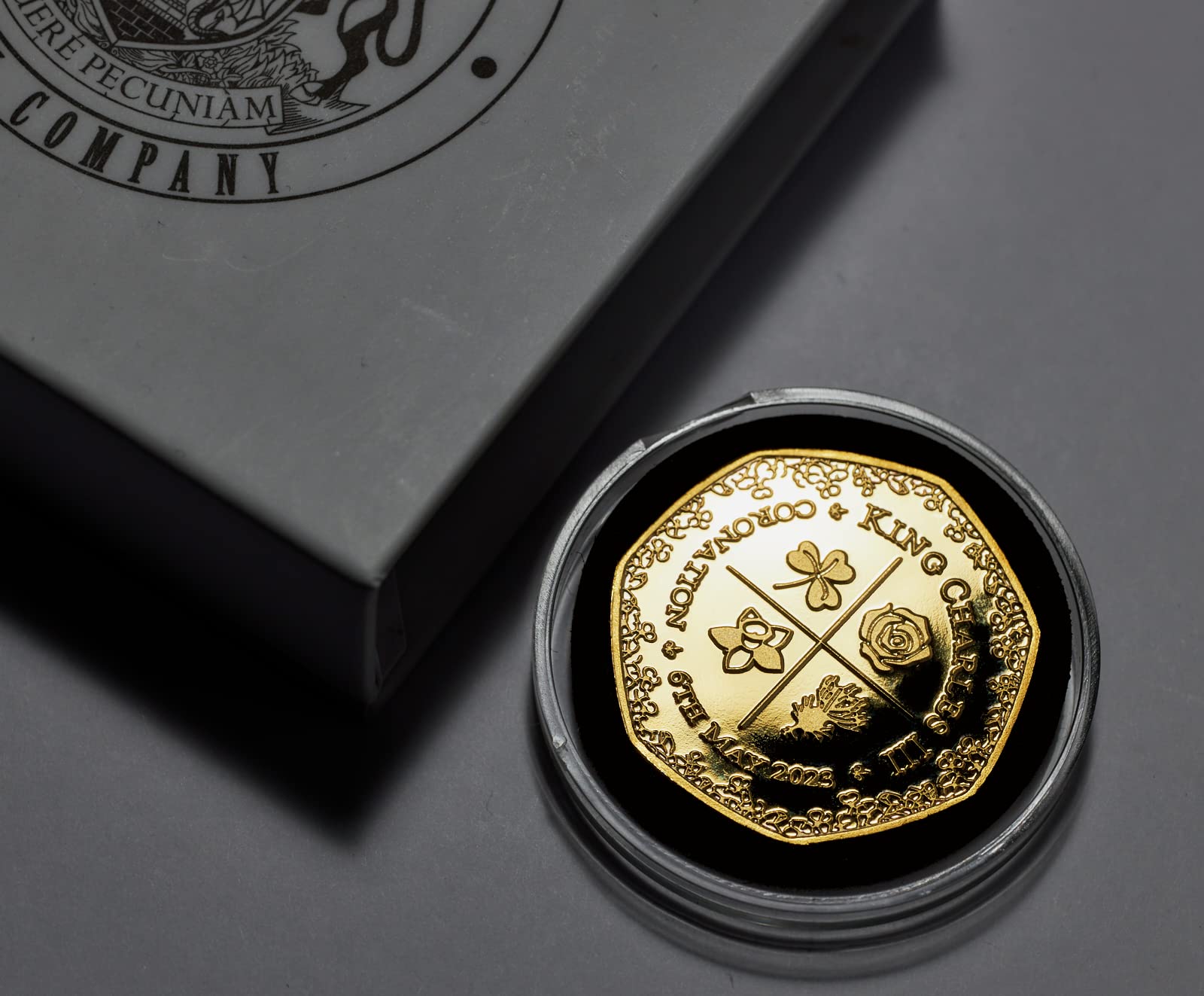 The Commemorative Coin Company KING CHARLES III Coronation Commemorative in Presentation Box. 24ct Gold. 6th May 2023. His Majesty. Royal Family, Crown, Prince/William/Harry, Monarch