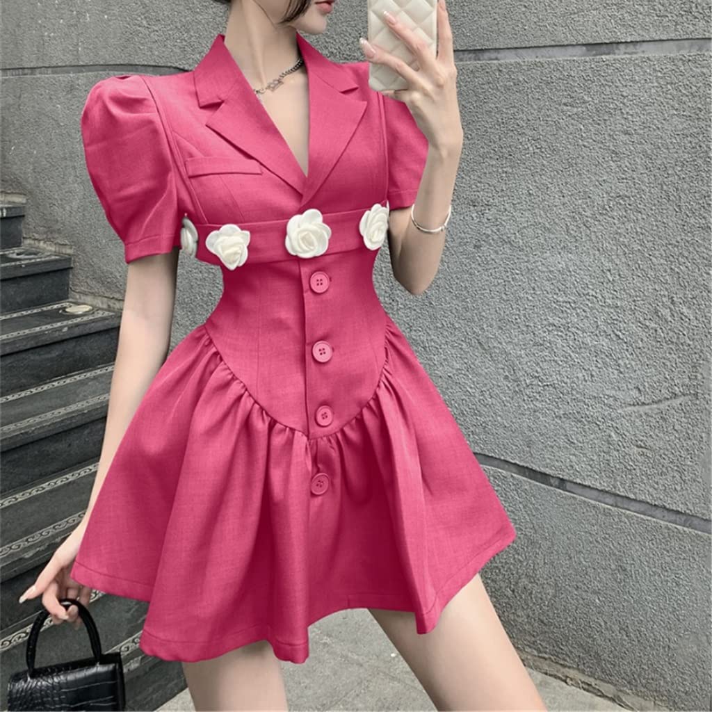Robe slim en velours léger rouge avec détails haute couture d'appliqués de fleurs