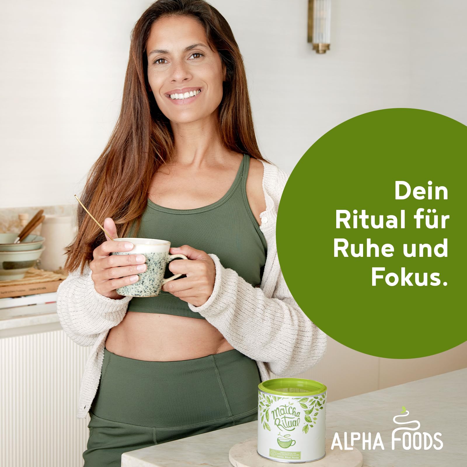 Alpha Foods Matcha Latte Pulver, vegan, 25% japanischer Zeremonien-Matcha Ritual mit Kokosnussmilch-, Gersten- und Weizengraspulver, für Smoothies, Shakes und Tee, 210g, 30 Portionen, Macha Powder