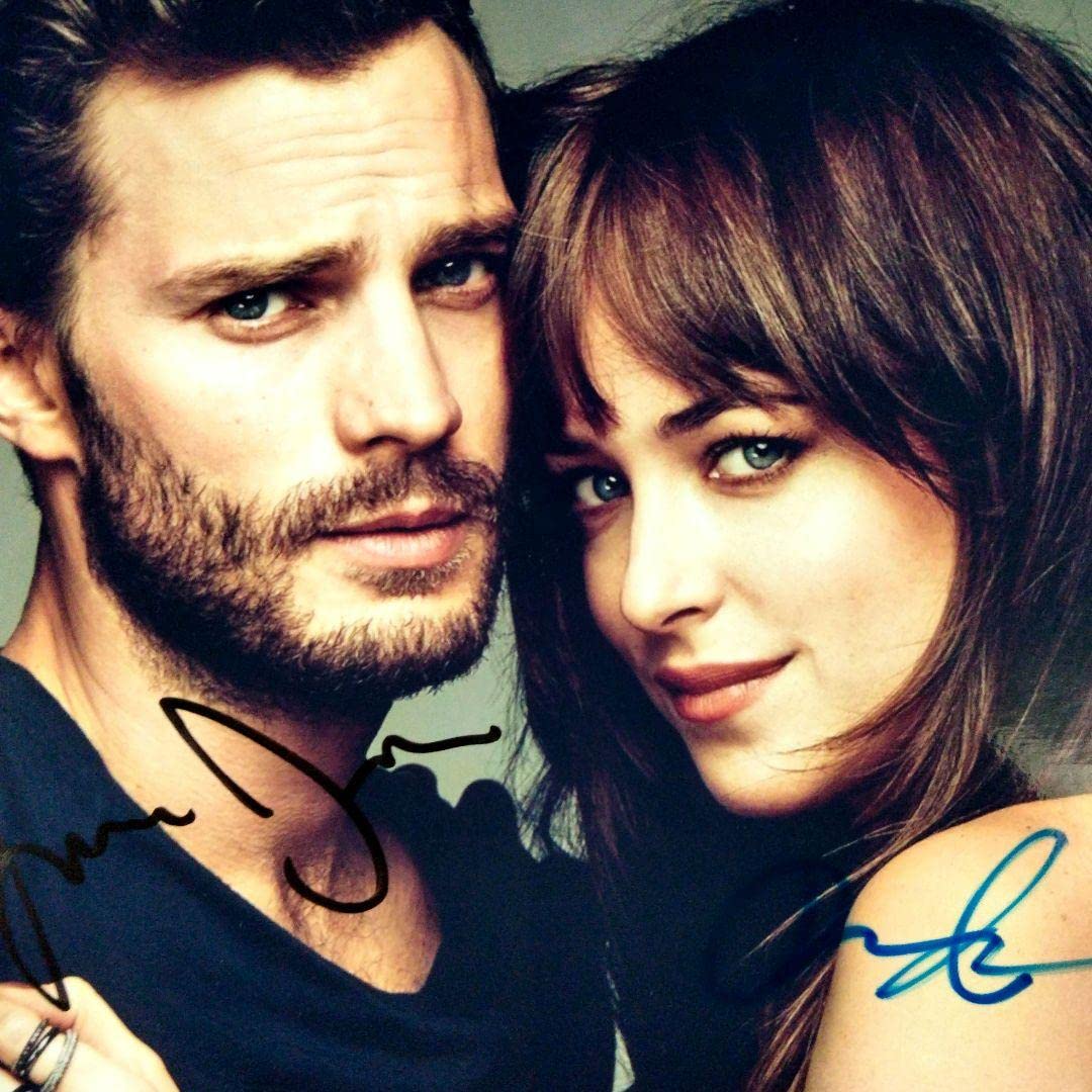 ダコタ・ジョンソン直筆サイン入り2Lサイズ写真… Dakota Johnson ダコタ・ジョンソン 直筆サイン入り写真BECKETT認証