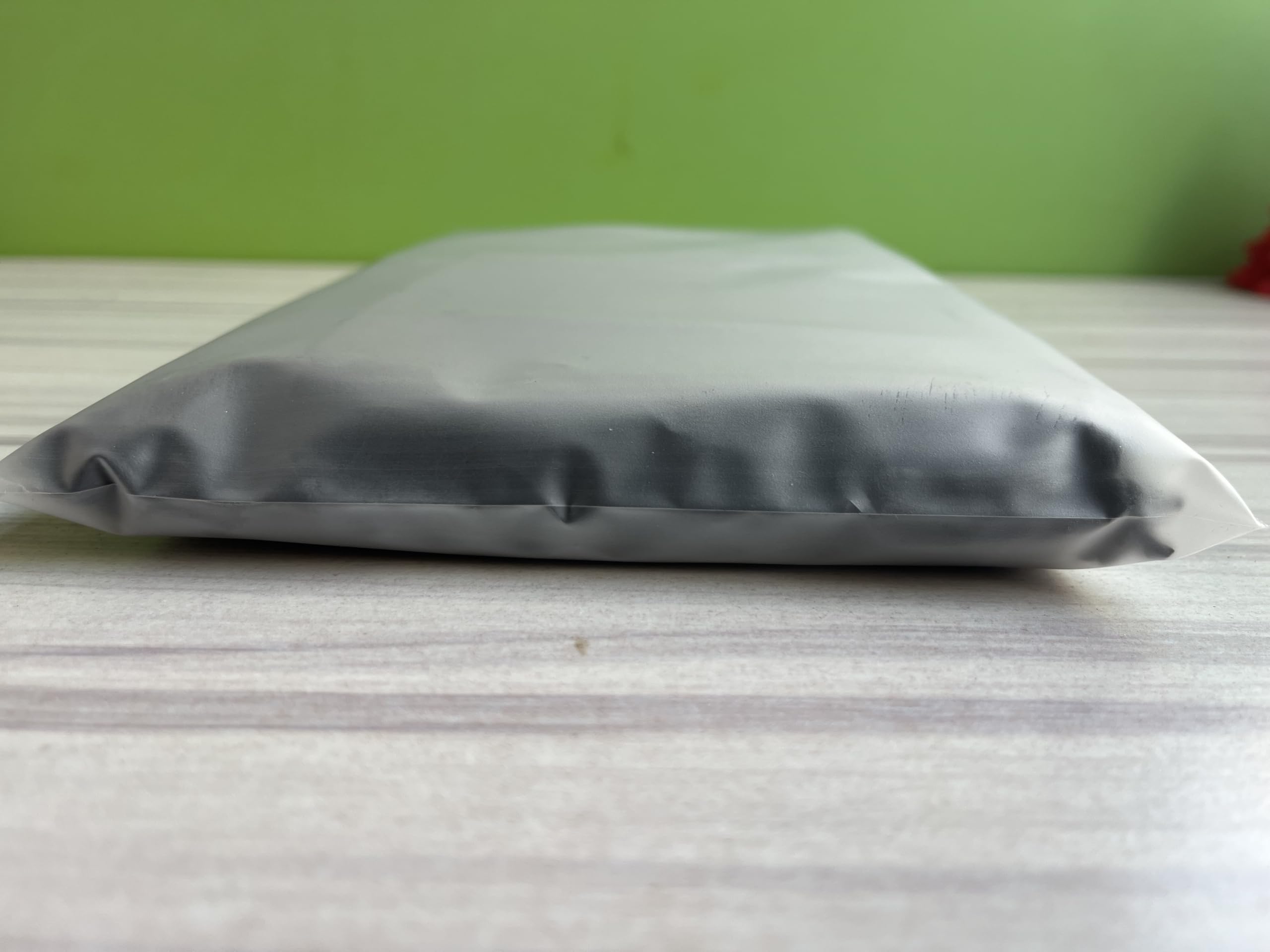 KONMAY 22 sztuki mieszanych miękkich aksamitnych woreczków na biżuterię ze sznurkiem, 10 x 12 cm aksamitne woreczki na wesele, imprezę, woreczki prezentowe