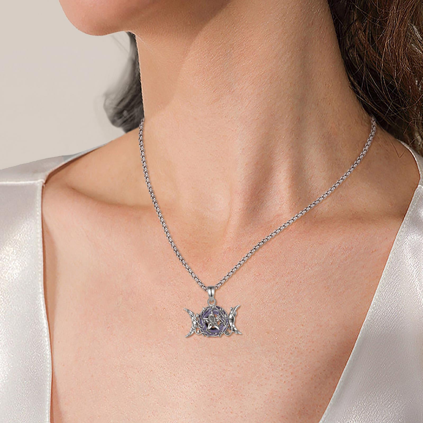 AEONSLOVE Colgante Diosa Hécate Plata de Ley 925 para Mujer, Collar Diosa Lilith Medalla Rueda de Hécate/Diosa Triple Luna, Joyas Brujería Wicca
