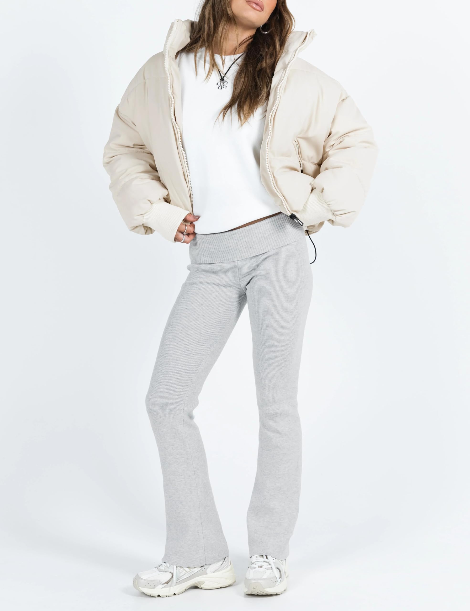 UANEO Puffer Jacket Womens Oversized Cropped Puffy Quilted Winter Jackets Coat: Beige Medium