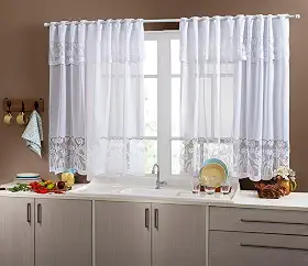 Cortina de Renda Para Cozinha Toda Branca de Varão Simples Desenho Folhagens 2,50m x 1,20m (Branca - Tulipas)