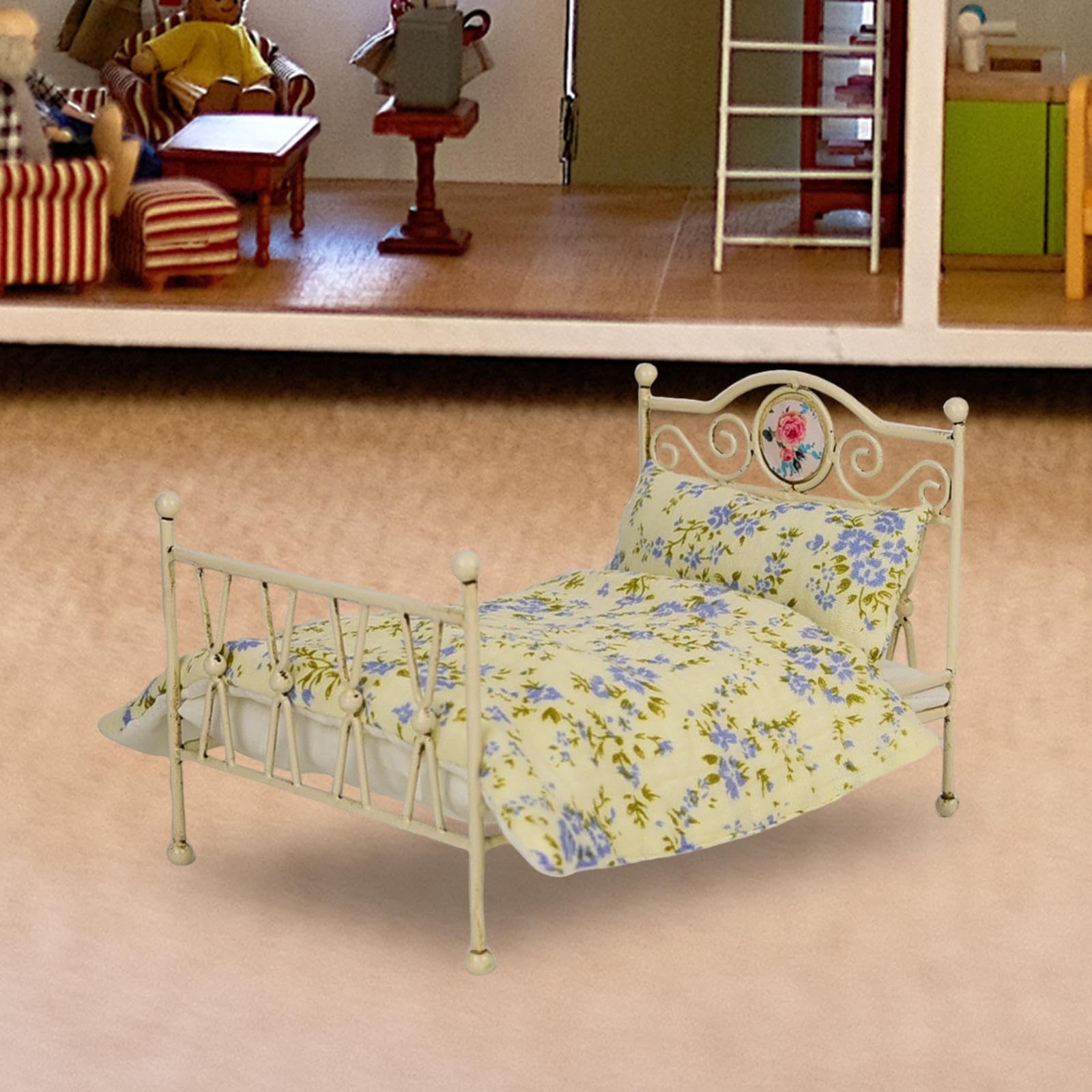 Letto Giocattolo 1/6 Per Bambole In Ferro