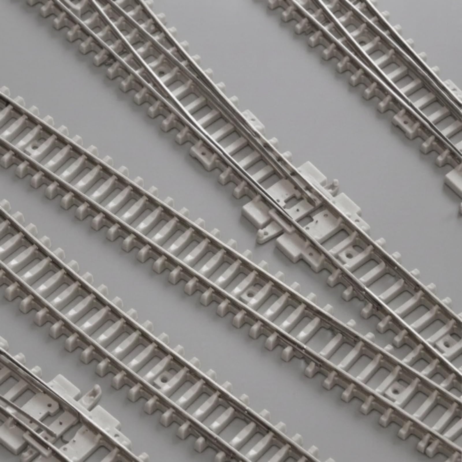 Riel Tren Miniatura Preciso Escala 1 160 con Rieles Cobre Níquel y Base Blanca Acuado para Construir Maquetas Ferrocarril y Paisajes tallados, 19CM, hacia La Izquierda