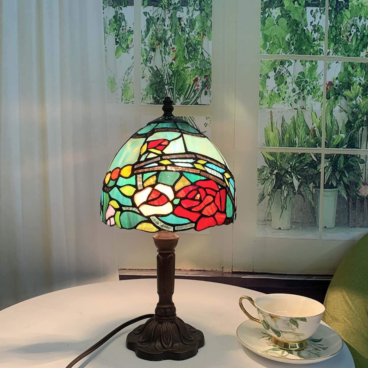 Bieye L30736 Lampada da tavolo in vetro colorato in stile Tiffany con paralume largo 8 pollici, alto 15 pollici, rosso