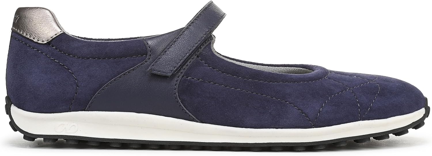 Naturalizer Women's Cadey