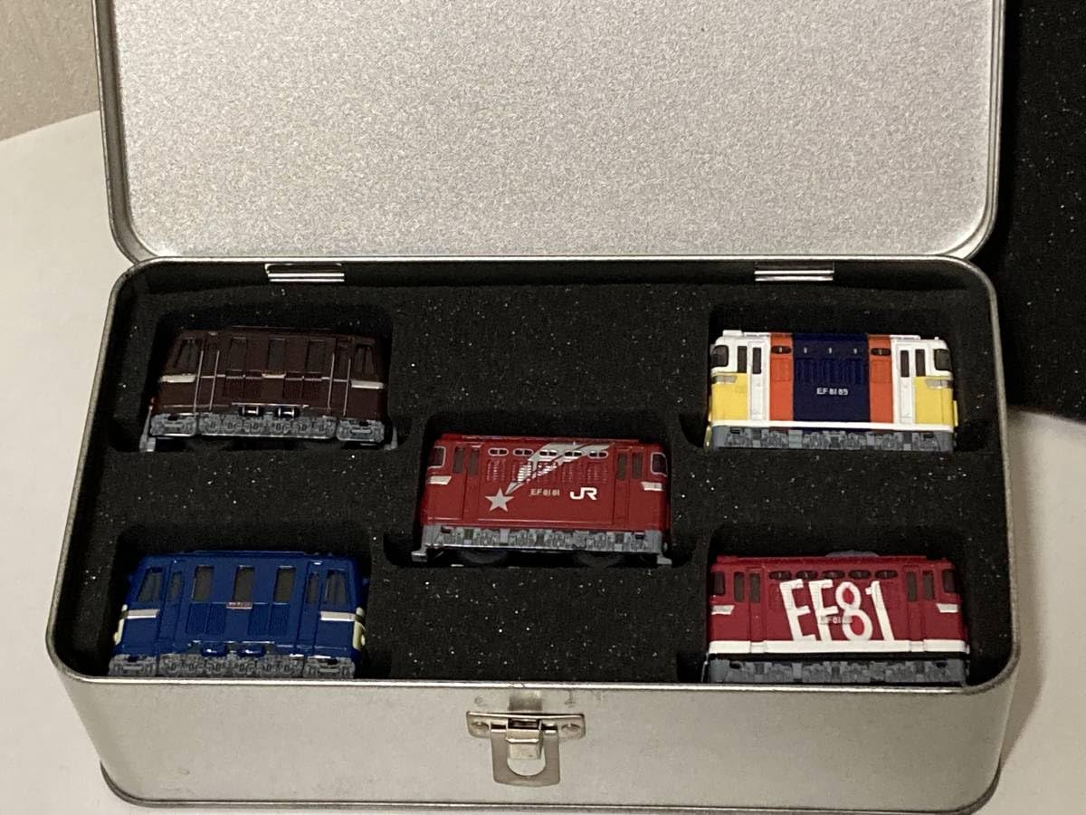 鉄道模型5両セット　LOCOMOTION COLLECTION チョロＱ Amazon.co.jp: チョロQ ロコモーションコレクション JR東日本 5台
