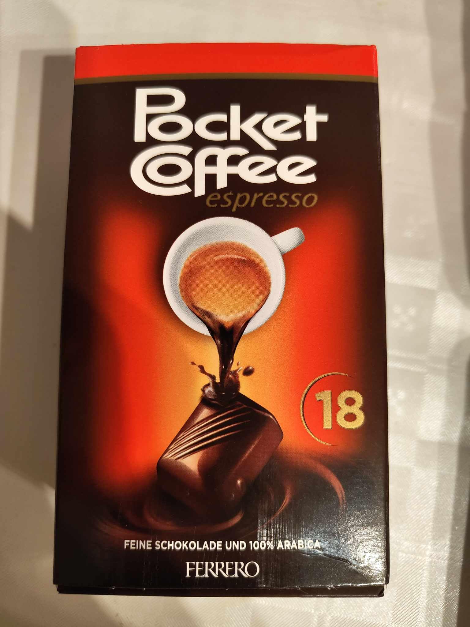 Pocket Coffee Espresso - Boîte de 18 pièces de délicieux bonbons au café - Expérience gustative intense pour les passionnés de café et les gourmands - 18 pcs (225g) - Compatible avec ferrero 225g
