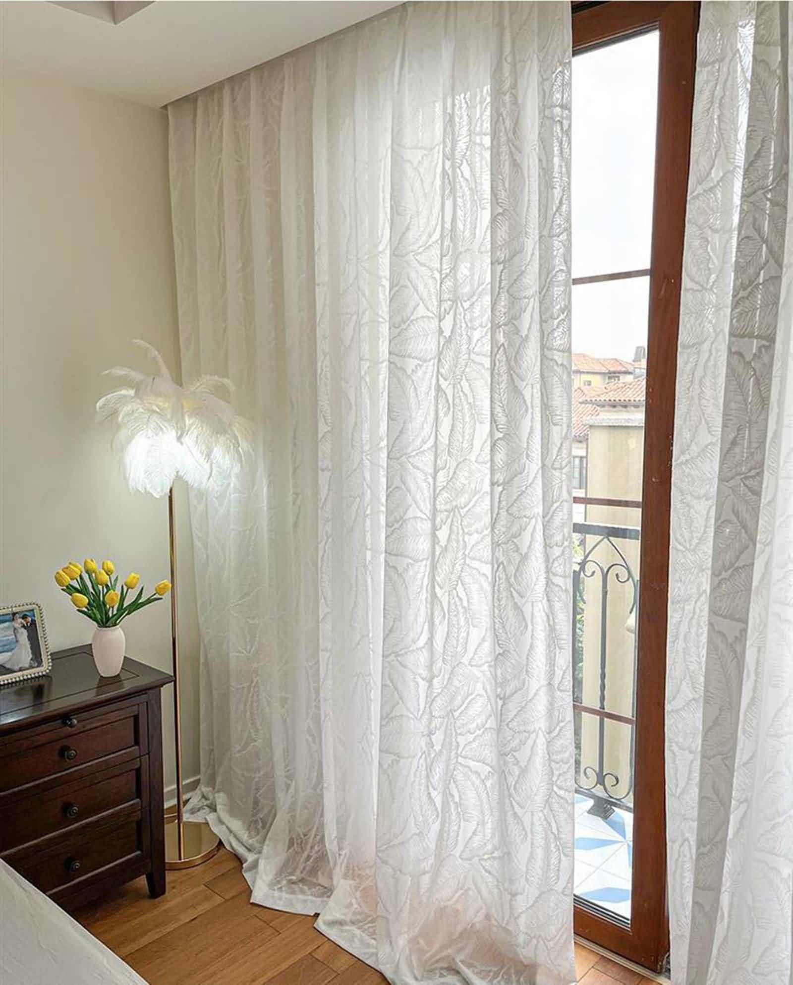 Voilage blanc jacquard feuilles de bananier à œillets 132x138cm KnSam