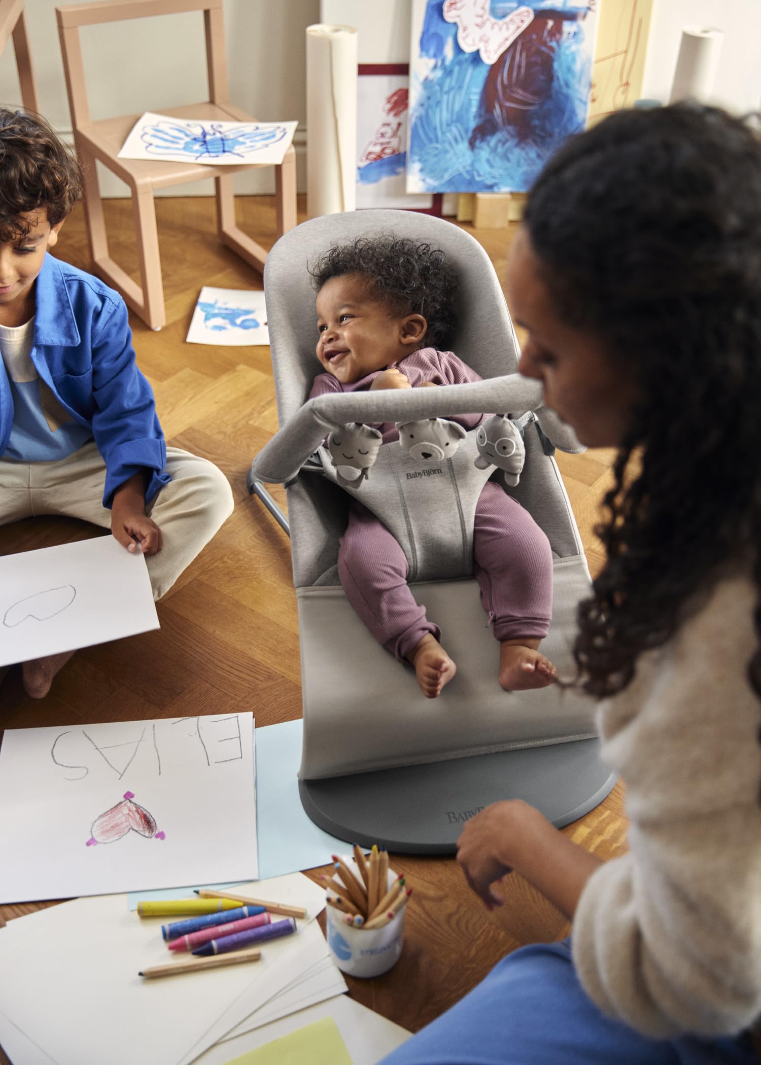 BabyBjörn Spielzeug für Babywippe - Weiche Freunde, Neutrale Farben