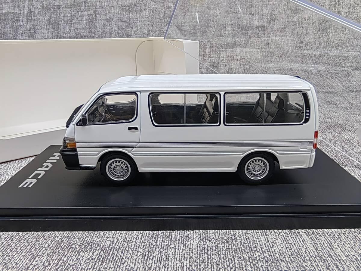 405-018 MC SUNYORK 1/43 ハイエース グレー×ホワイト 405-018 MC SUNYORK 1/43 ハイエース グレー×ホワイト